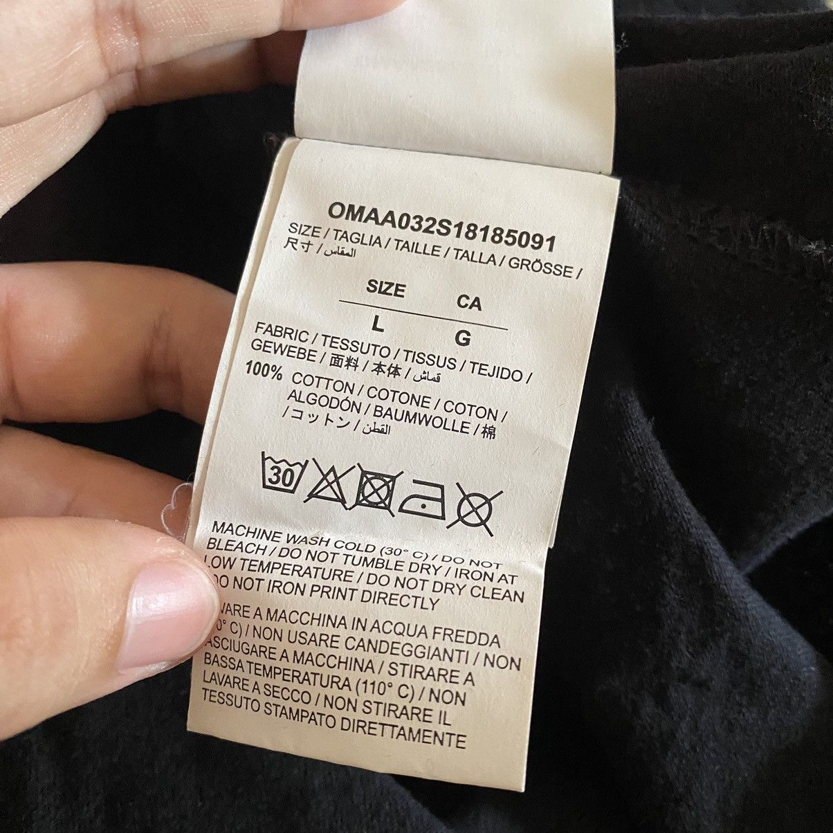 Off-White Off White - Square Hands Asymmetric T-Shirt Size US L / EU 52-54 / 3 - 12 Thumbnail
