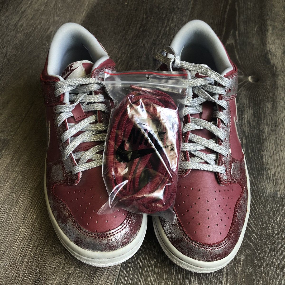 Nike Vintage Nike Dunk Low GS Team Red Metallic Silver Shoes 5Y Size US 7 / IT 37 - 8 Thumbnail