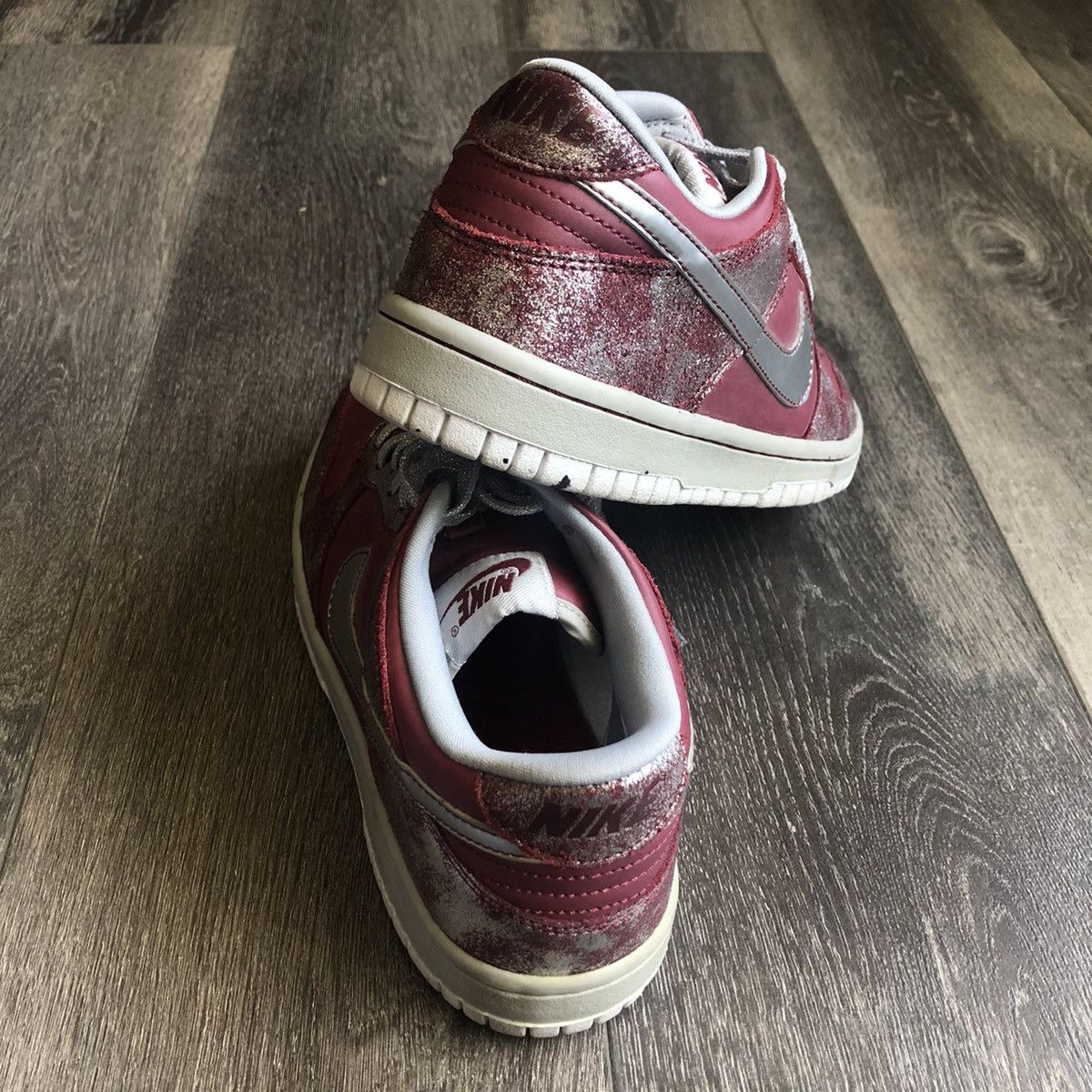 Nike Vintage Nike Dunk Low GS Team Red Metallic Silver Shoes 5Y Size US 7 / IT 37 - 6 Thumbnail