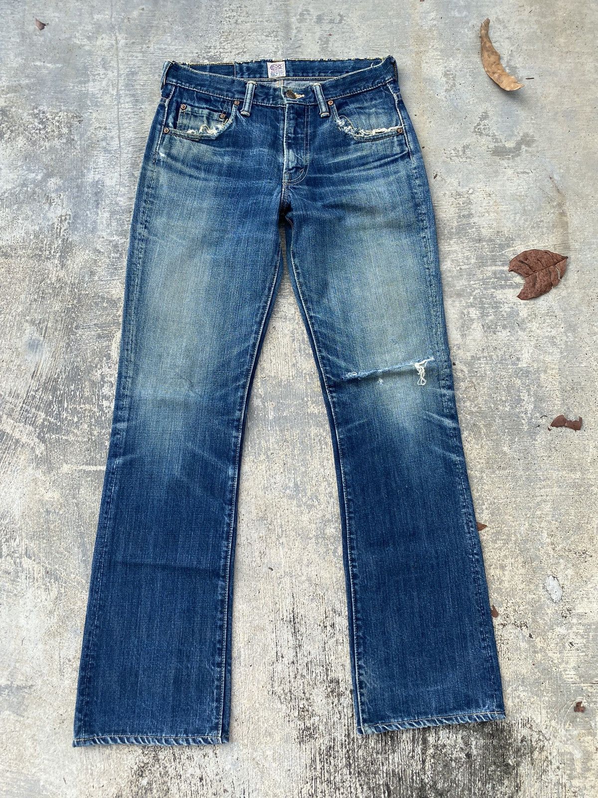 The Real McCoy's 600 RANCH BY THE REAL MCCOYS DISTRESSED FLARED COWBOY ...