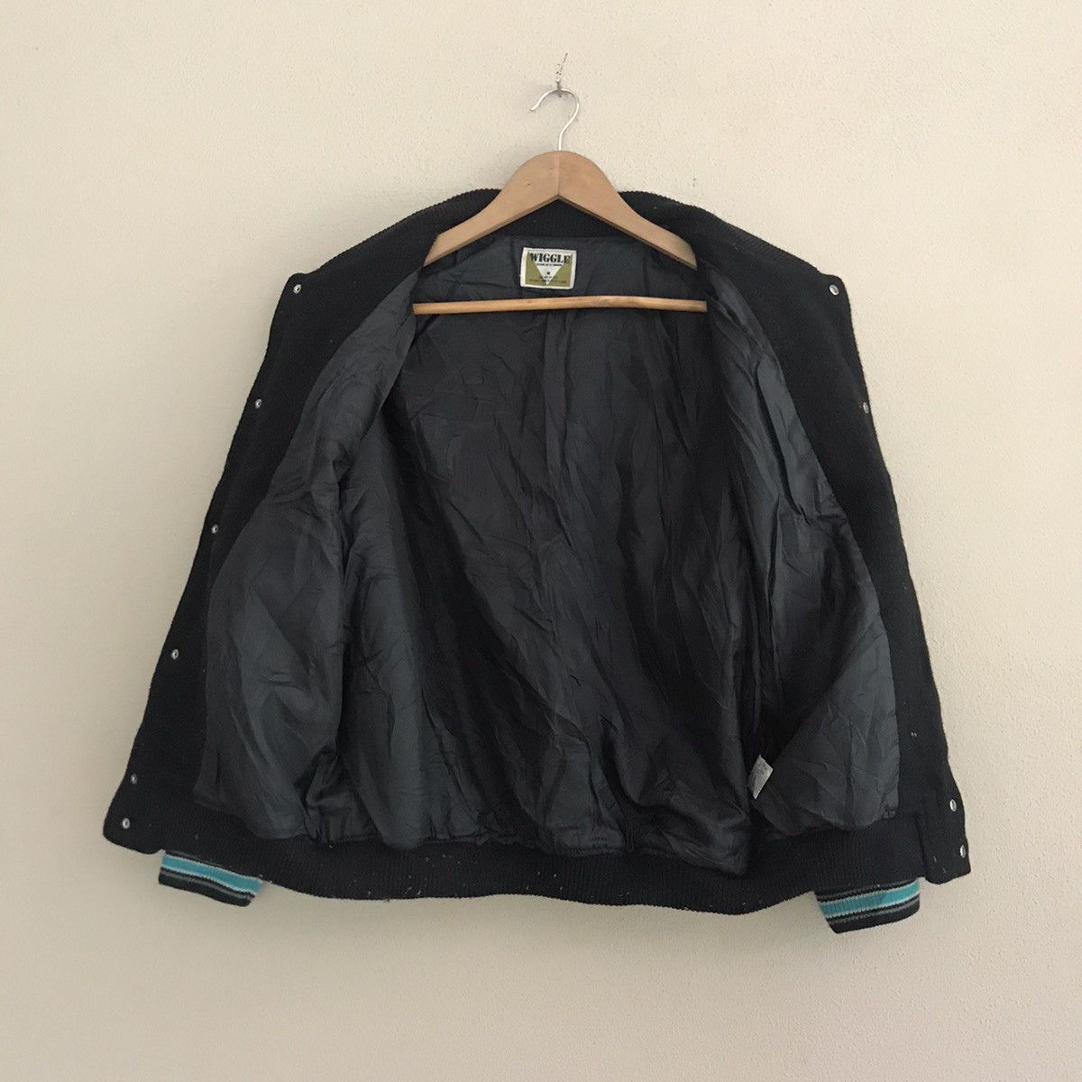 Japanese Brand Wiggle varsity jacket nice design Size US M / EU 48-50 / 2 - 9 Thumbnail