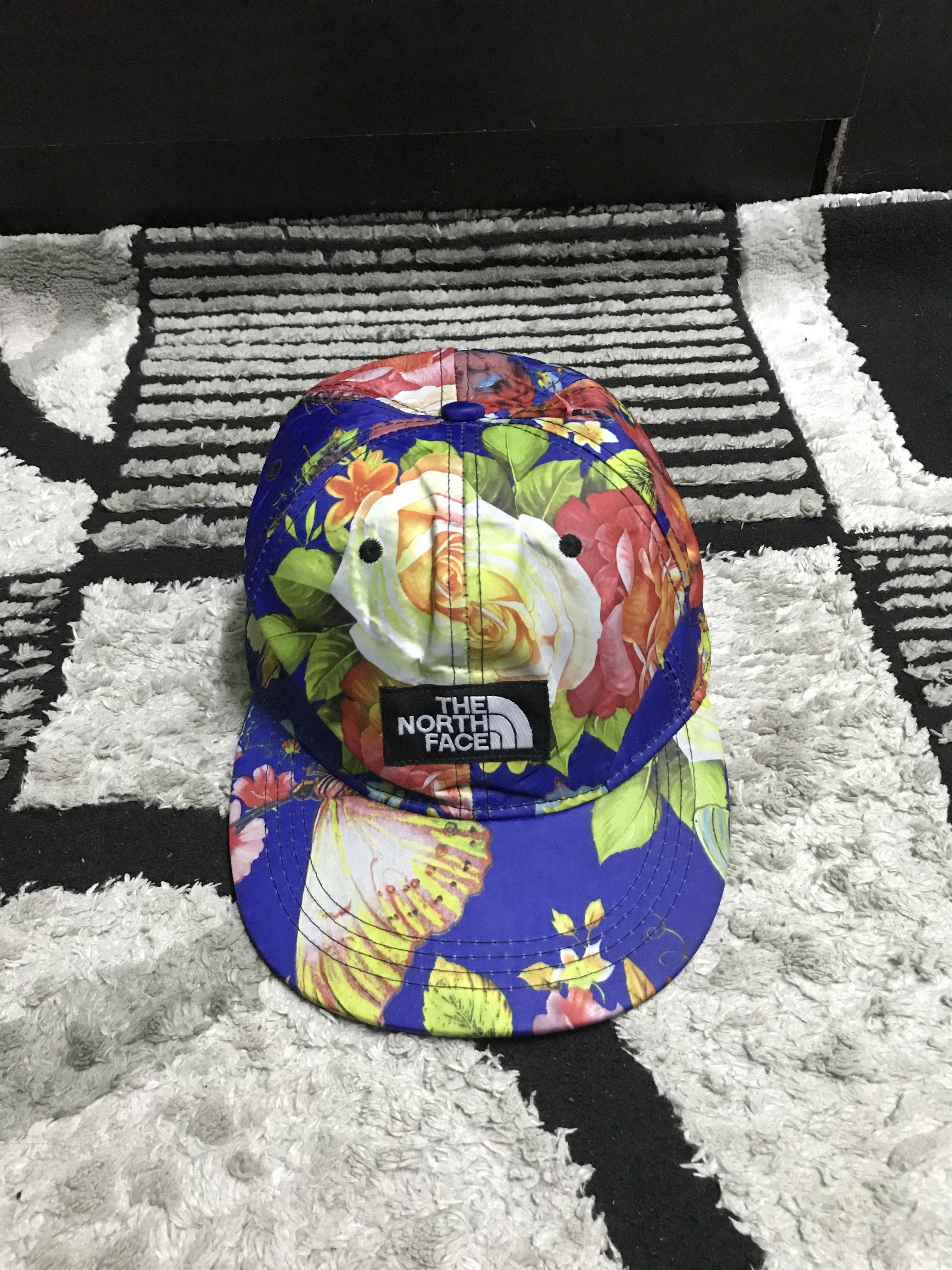 The North Face The north face full printed cap Size ONE SIZE - 1 Thumbnail