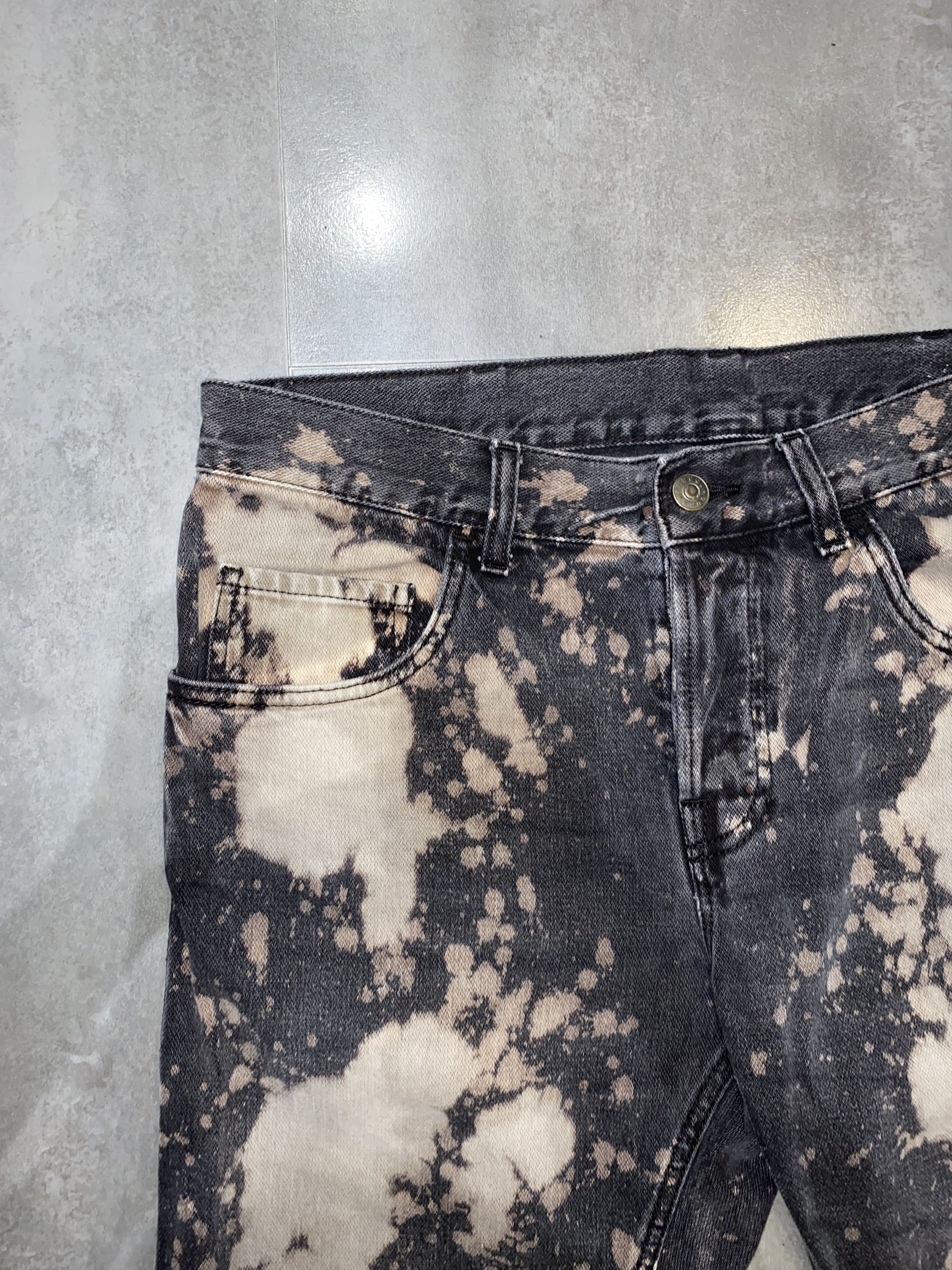 Gucci Rare! Gucci Distressed Acid Bleached Denim Pants Size US 32 / EU 48 - 4 Thumbnail