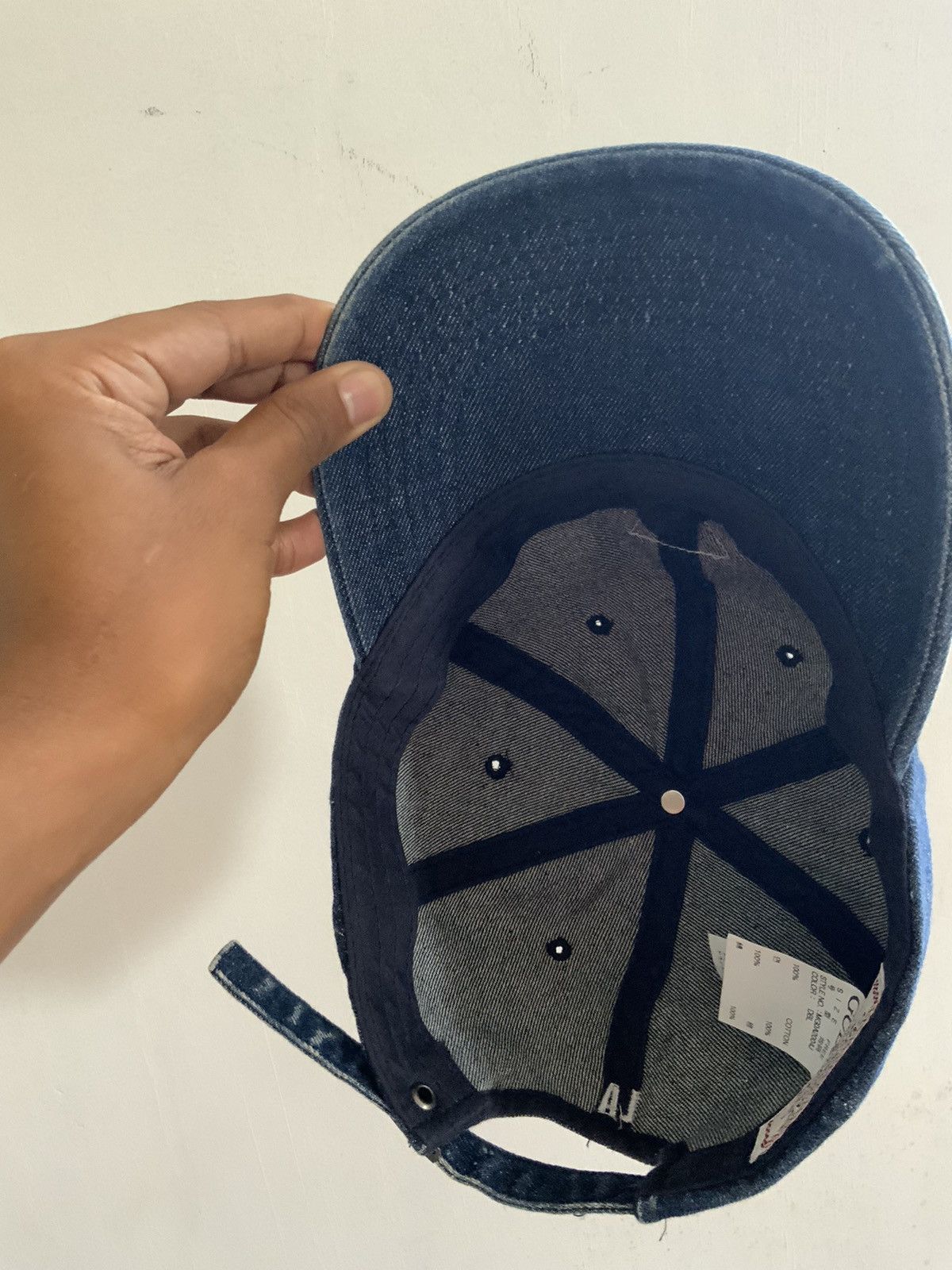 Guess Guess Light Wash Fade Denim Hat Cap Size ONE SIZE - 11 Thumbnail