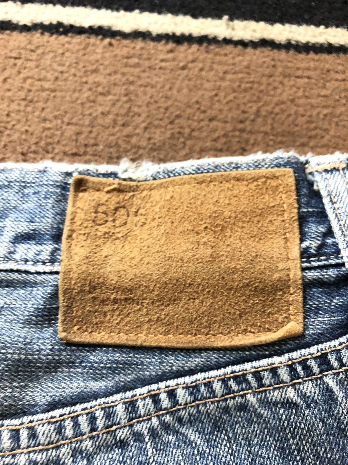 Edwin × Vintage VINTAGE SELVEDGE EDWIN BLUE WASH DISTRESSED DENIM Size US 33 - 12 Thumbnail