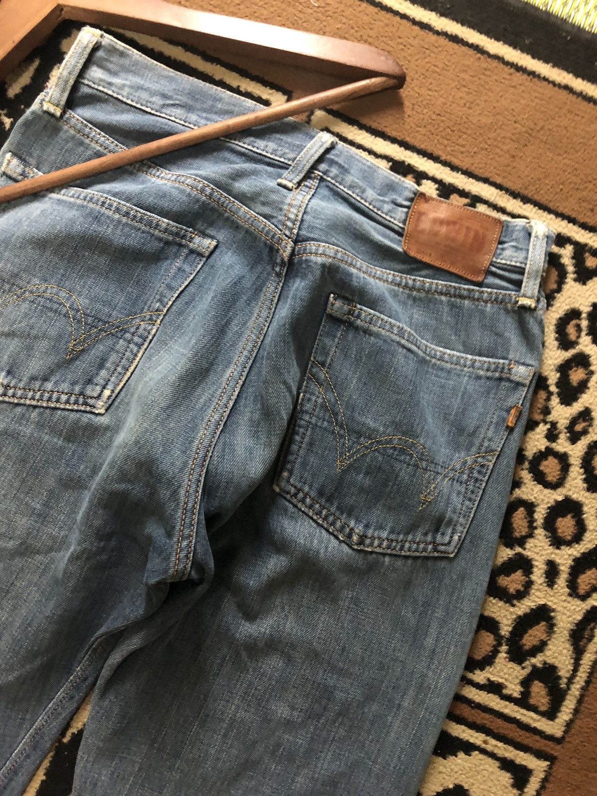 Edwin × Salvage × Vintage VINTAGE SELVEDGE EDWIN 505zx BLUE WASH DISTRESSED DENIM Size US 28 / EU 44 - 10 Thumbnail