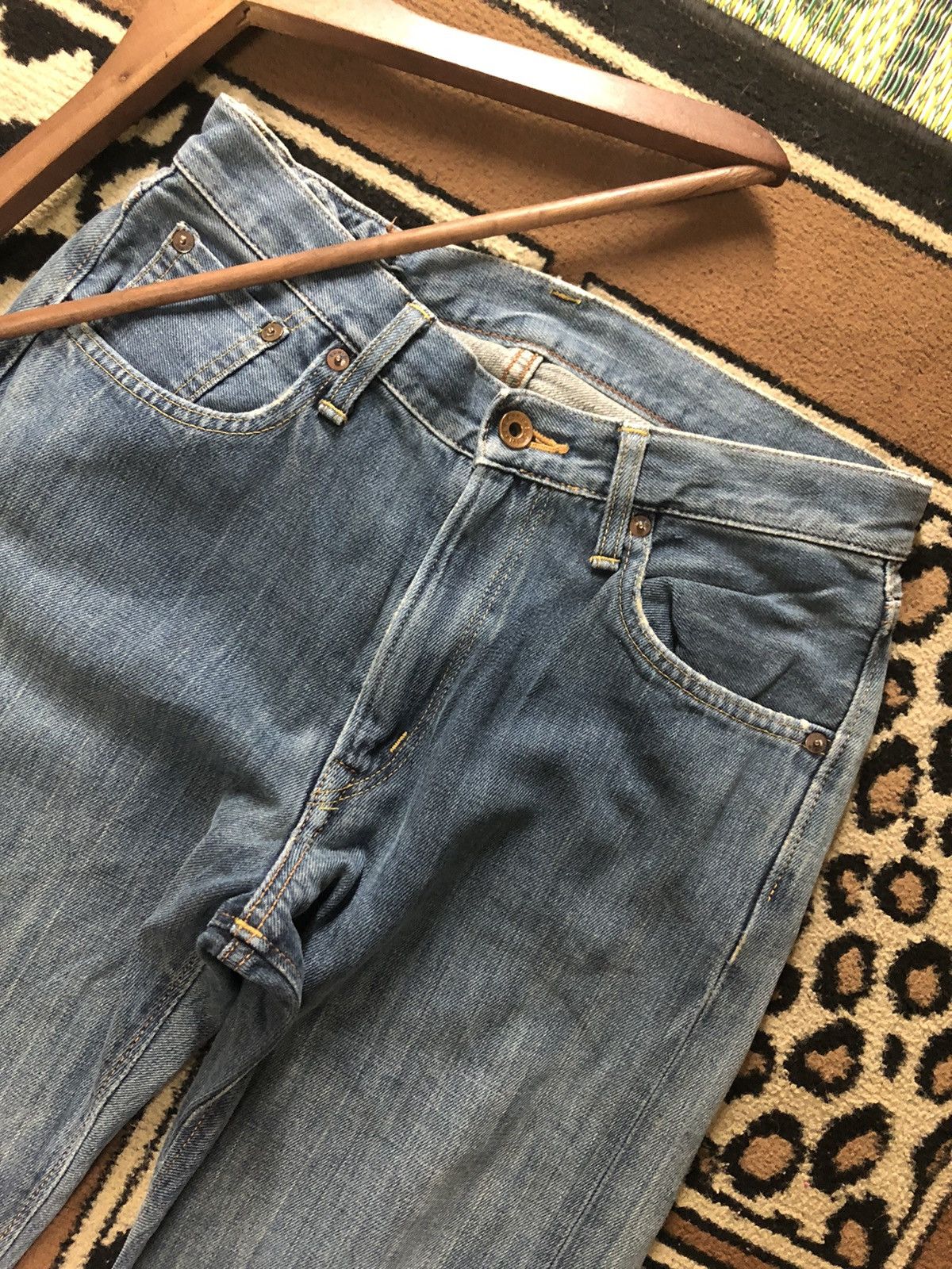 Edwin × Salvage × Vintage VINTAGE SELVEDGE EDWIN 505zx BLUE WASH DISTRESSED DENIM Size US 28 / EU 44 - 2 Thumbnail