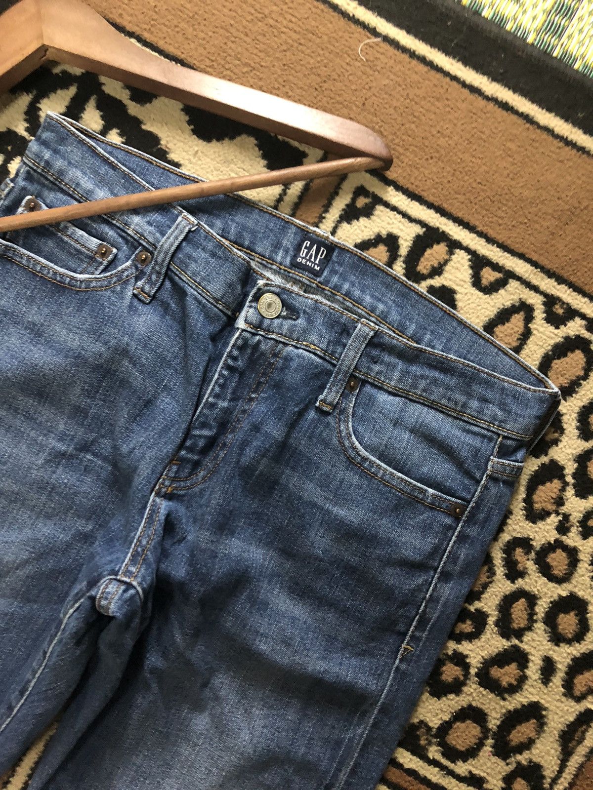 Gap × Salvage × Vintage VINTAGE SELVEDGE GAP QUARTER SHORT DISTRESSED DENIM Size US 30 / EU 46 - 2 Thumbnail