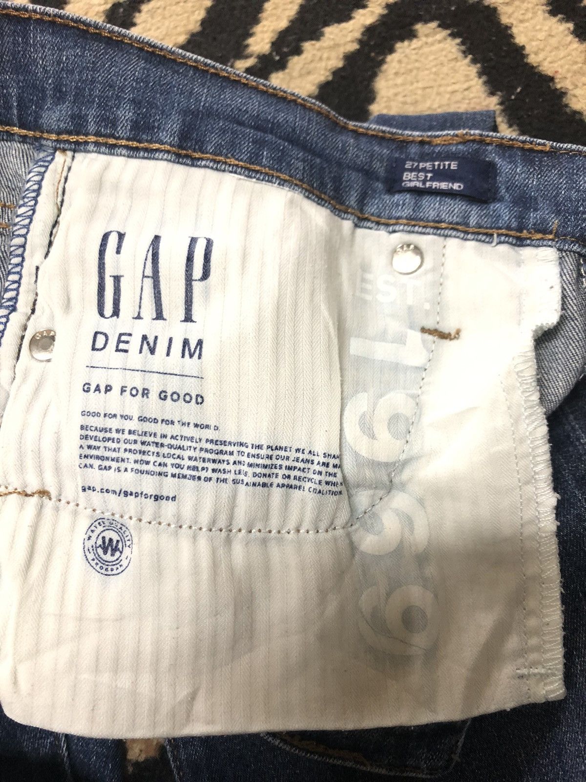 Gap × Salvage × Vintage VINTAGE SELVEDGE GAP QUARTER SHORT DISTRESSED DENIM Size US 30 / EU 46 - 9 Thumbnail
