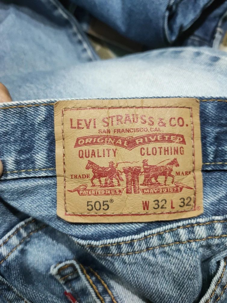 Levi's × Vintage Rare Vintage 1990’s Levi’s 505 Light Blue Wash Denim Jeans Size US 32 / EU 48 - 10 Thumbnail