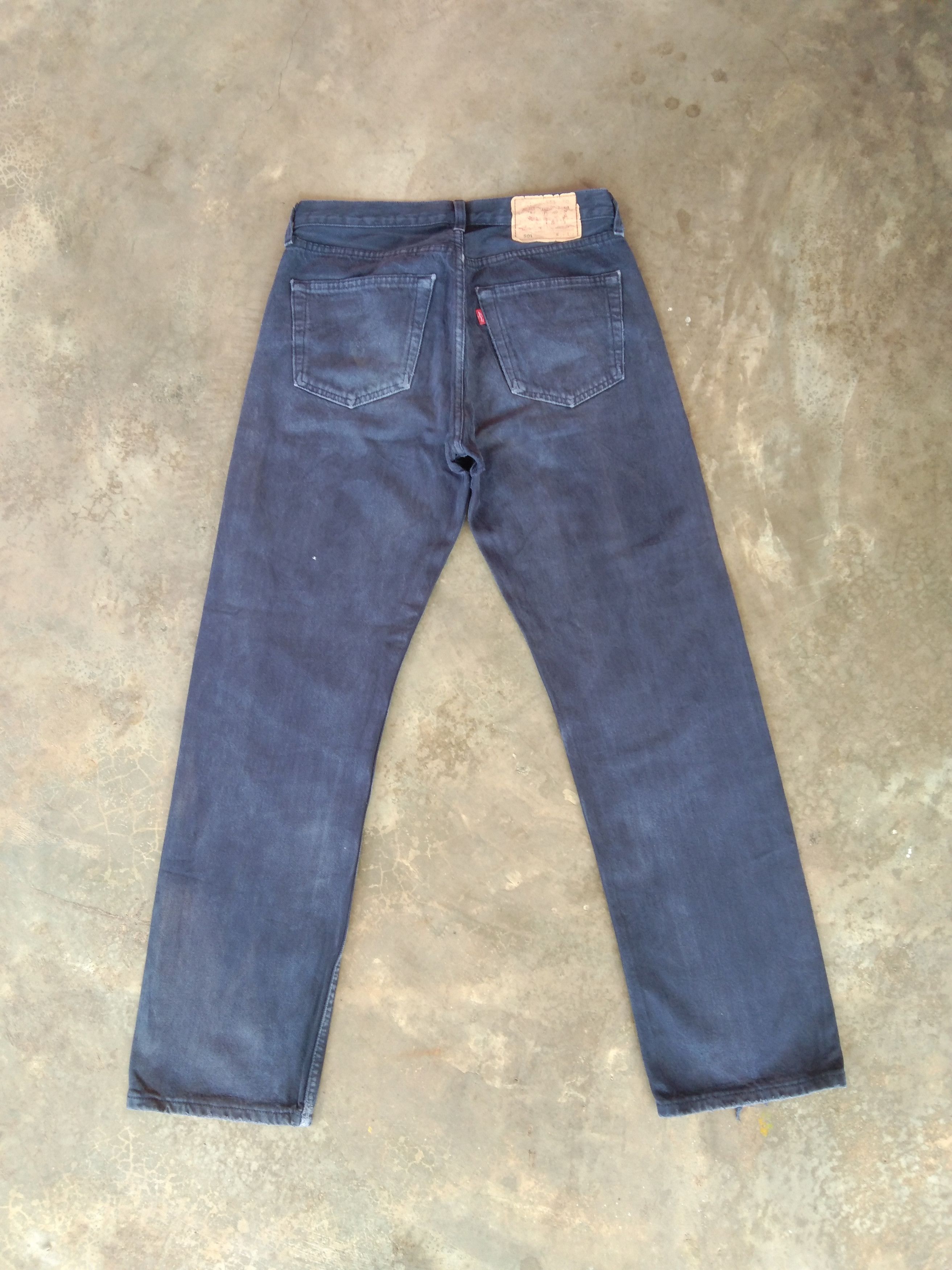 Levi's 90s Vintage Levi's 501 Faded Blue Distressed Jeans 30x30 Size US 30 / EU 46 - 2 Thumbnail