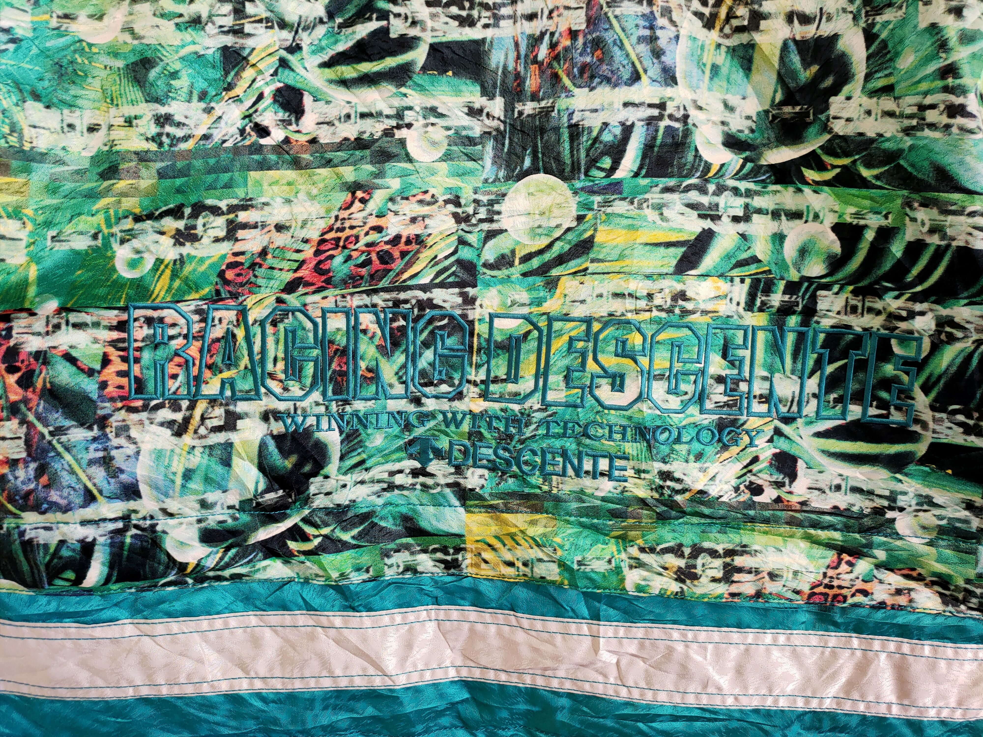 Descente Vintage Descente Racing Ski Jacket Full Print Size US M / EU 48-50 / 2 - 3 Thumbnail