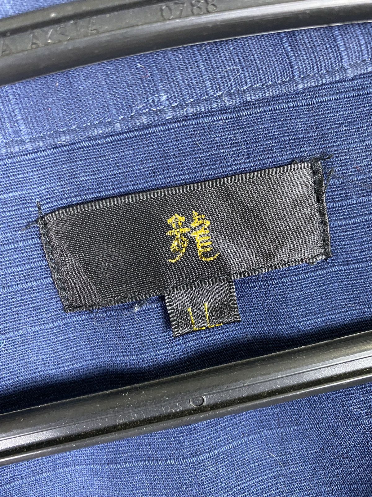 Japanese Brand Embroidered Kimono Style Nice Design Size US L / EU 52-54 / 3 - 12 Thumbnail