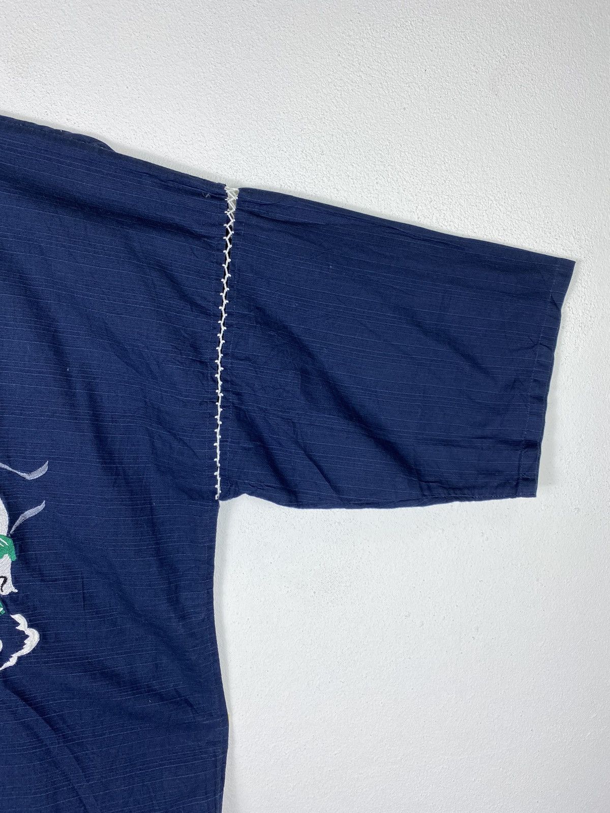 Japanese Brand Embroidered Kimono Style Nice Design Size US L / EU 52-54 / 3 - 7 Thumbnail