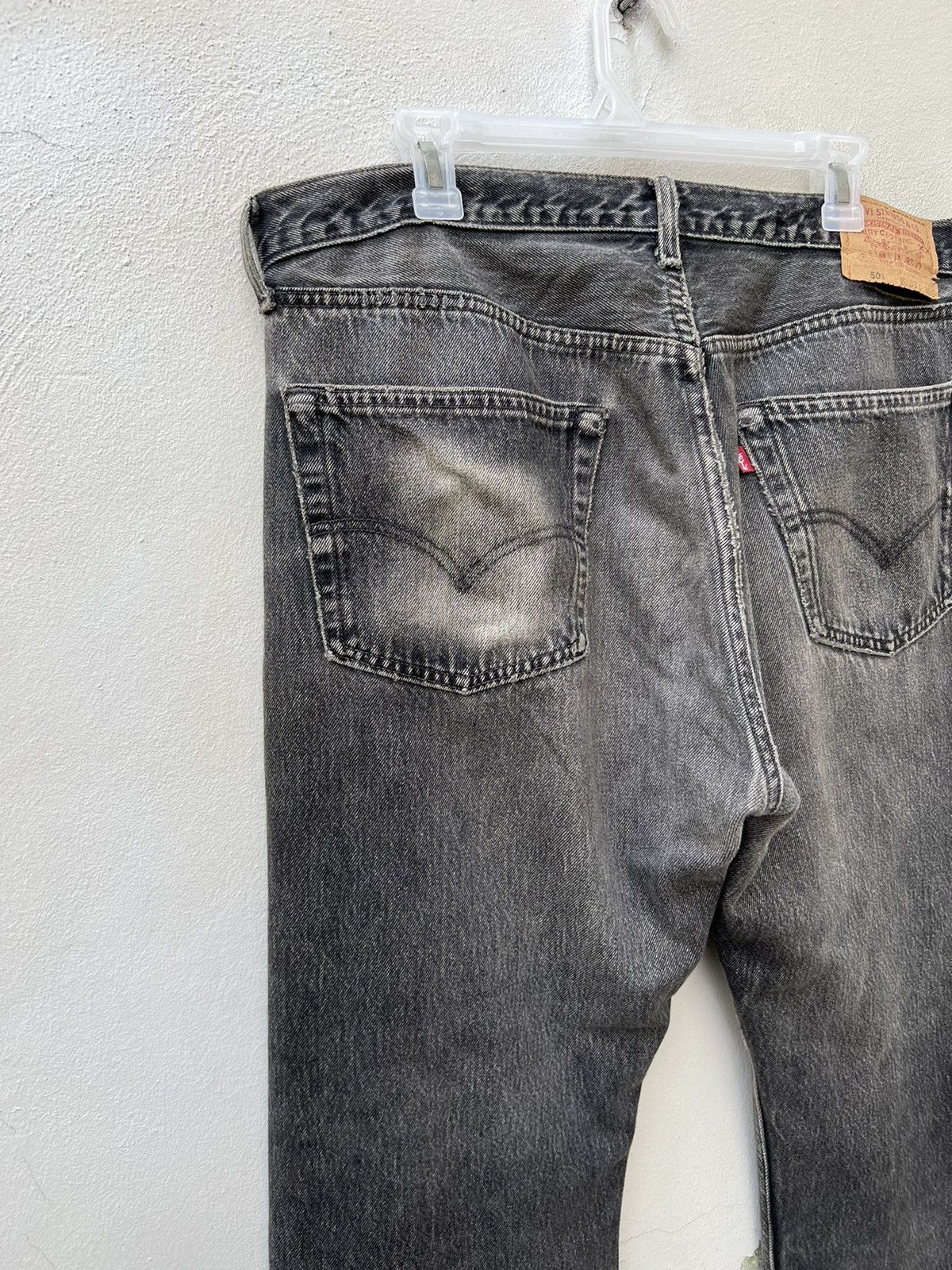Levi's Vintage 1995 Levi’s 501 Distressed Faded Black Denim Jeans Size US 37 - 15 Thumbnail