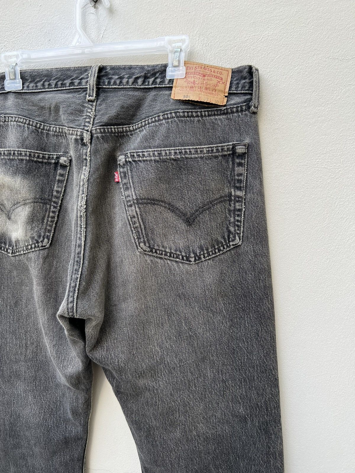 Levi's Vintage 1995 Levi’s 501 Distressed Faded Black Denim Jeans Size US 37 - 17 Thumbnail