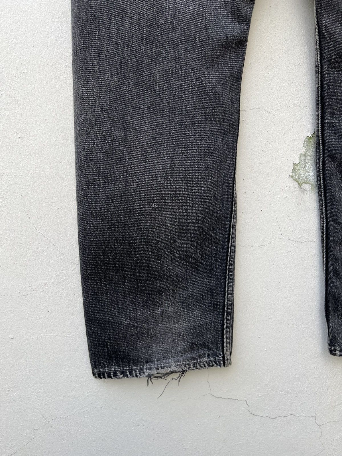 Levi's Vintage 1995 Levi’s 501 Distressed Faded Black Denim Jeans Size US 37 - 16 Thumbnail