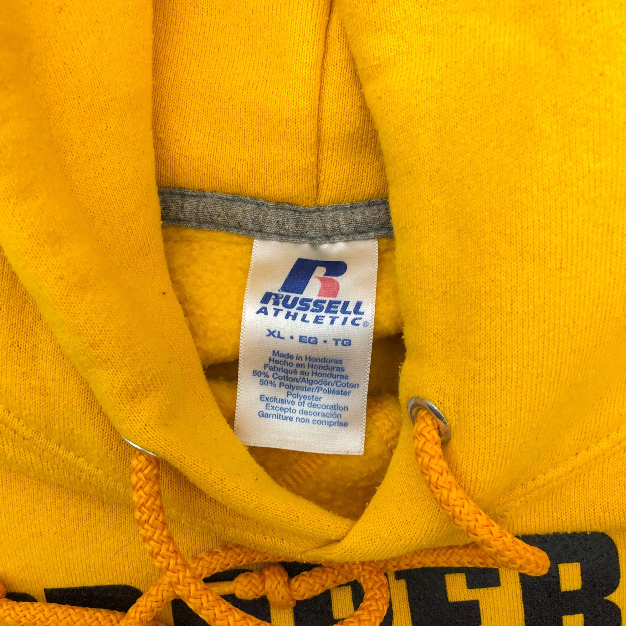 Russell Athletic 2000s Boxy 'Property of Panthers' Russell Athletic Hoodie Size US XL / EU 56 / 4 - 5 Thumbnail