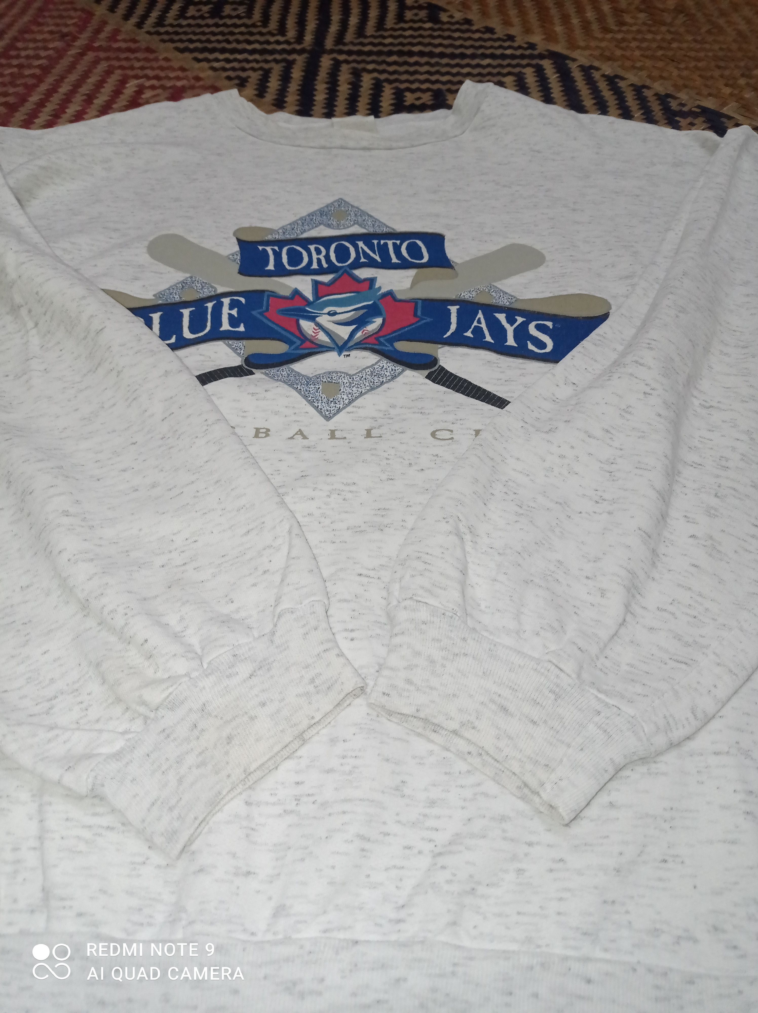 Sports Specialties 🕺 Vintage 90's Toronto Blue jays 1996 sweatshirt size L Size US L / EU 52-54 / 3 - 5 Thumbnail