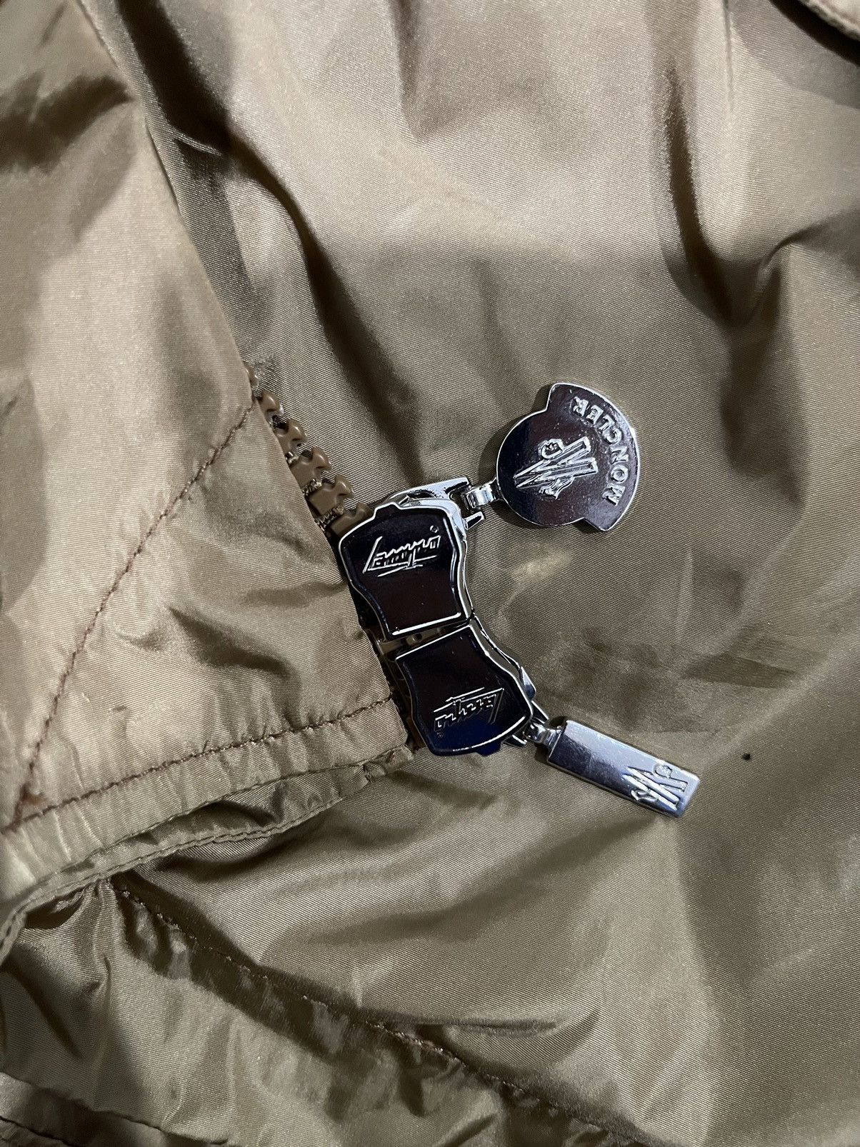 Moncler Moncler Pistache Giubbotto High-Collar Parka With Hooded Size S / US 4 / IT 40 - 15 Thumbnail