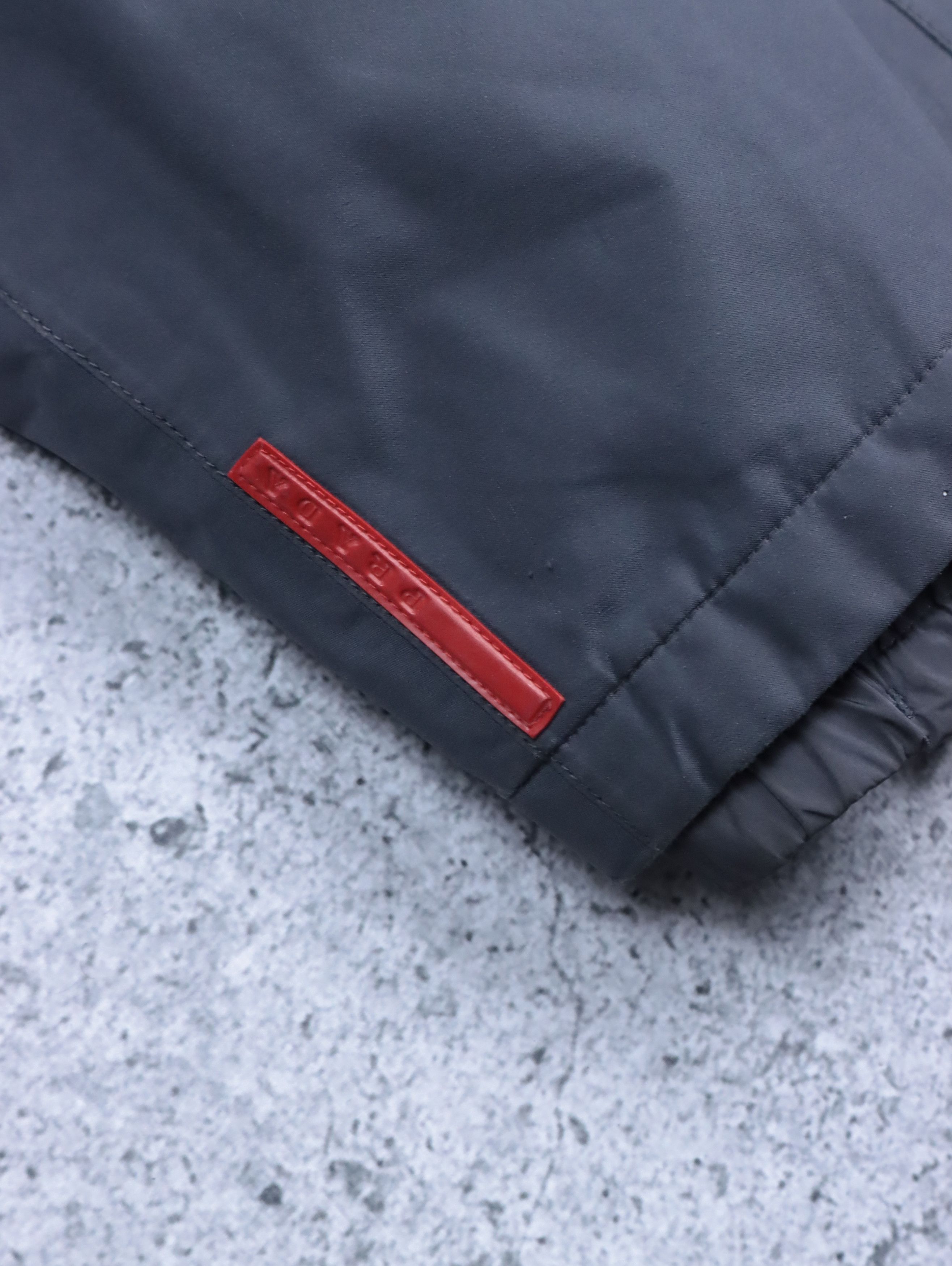 Prada Prada SGV726 Gore-Tex Nylon Hooded Jacket Size US XL / EU 56 / 4 - 4 Thumbnail