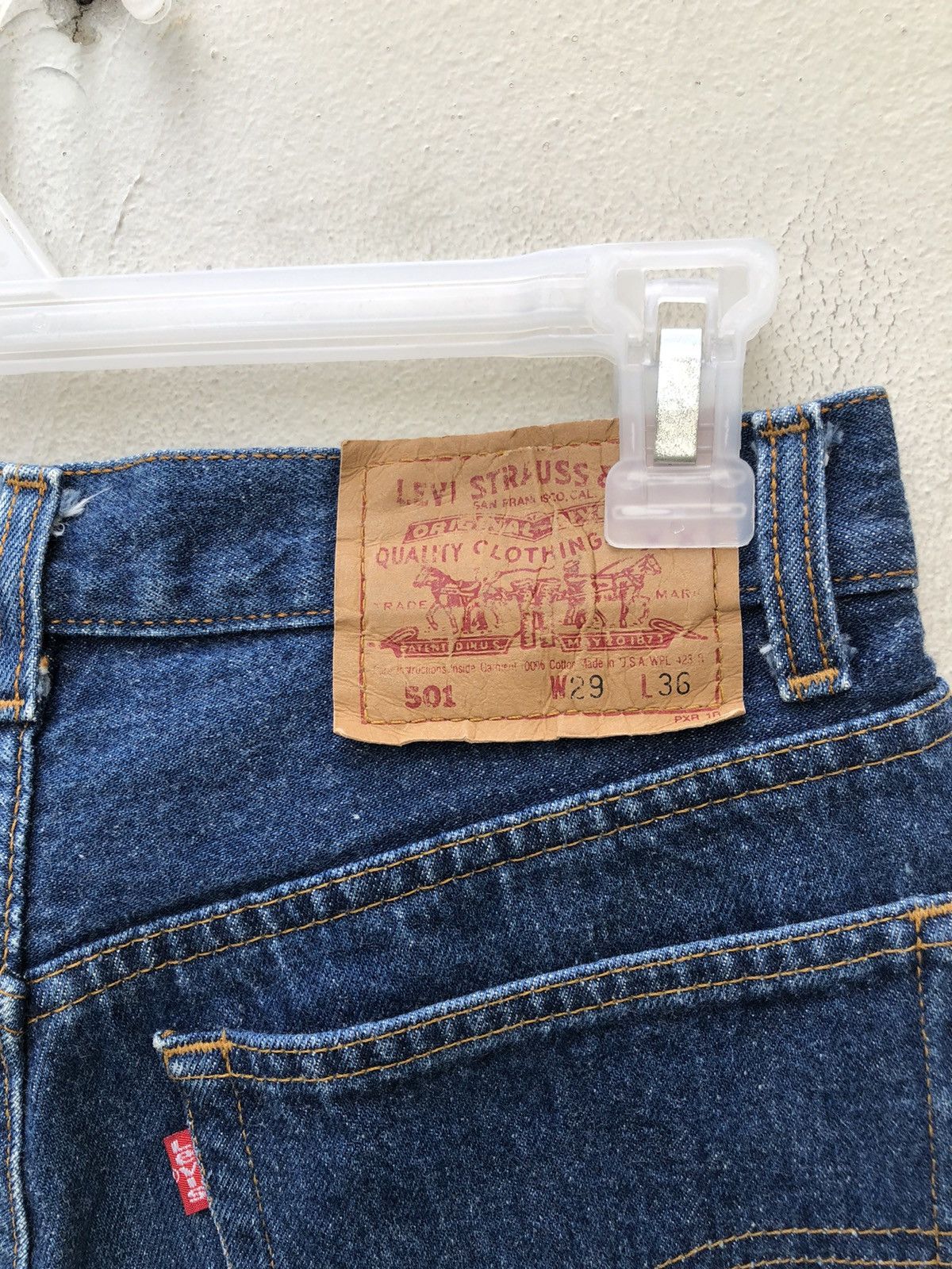 Levi's Vintage 1992 Levi’s 501 Jeans Ripped Off Hem Short Denim Size US 29 - 11 Thumbnail