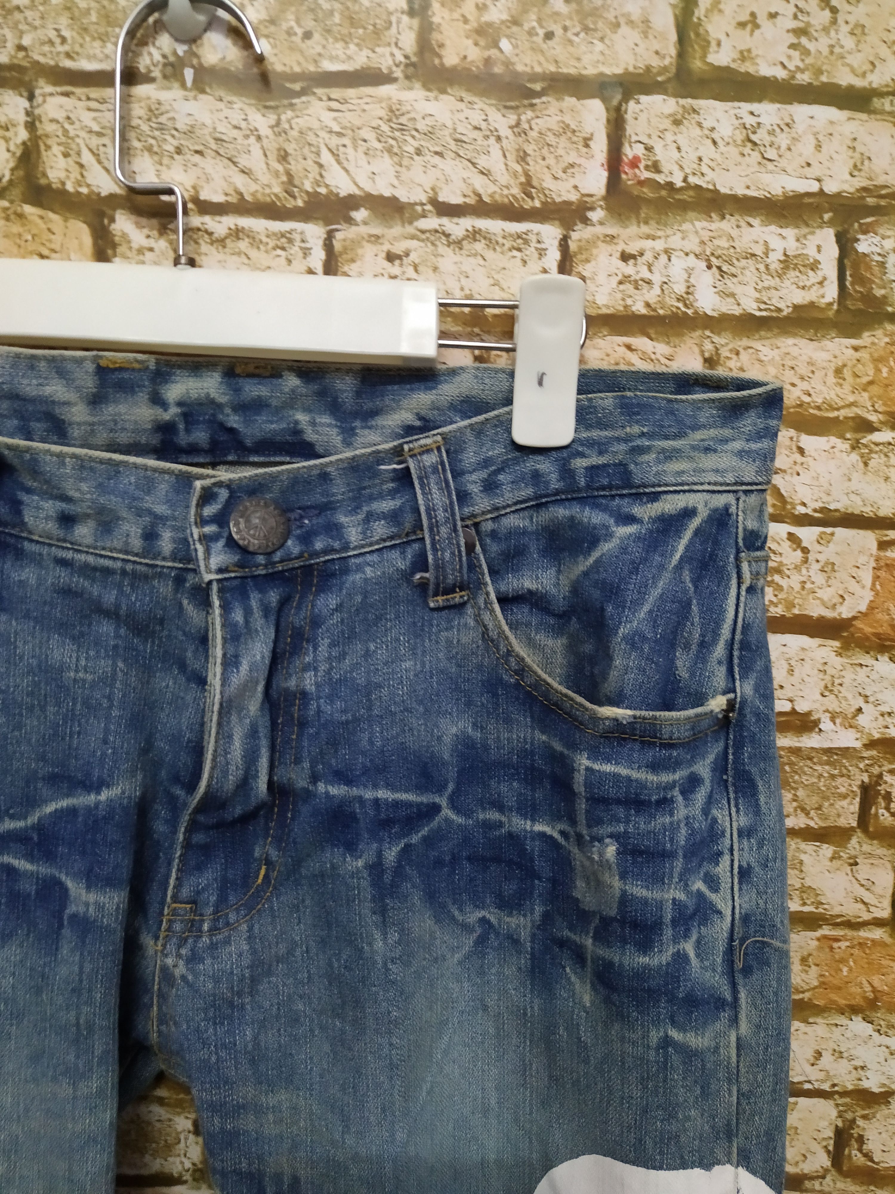 Japanese Brand LOMA PAINTED DISTRESSED DENIM JAPAN (B927) w35 Size US 35 - 4 Thumbnail