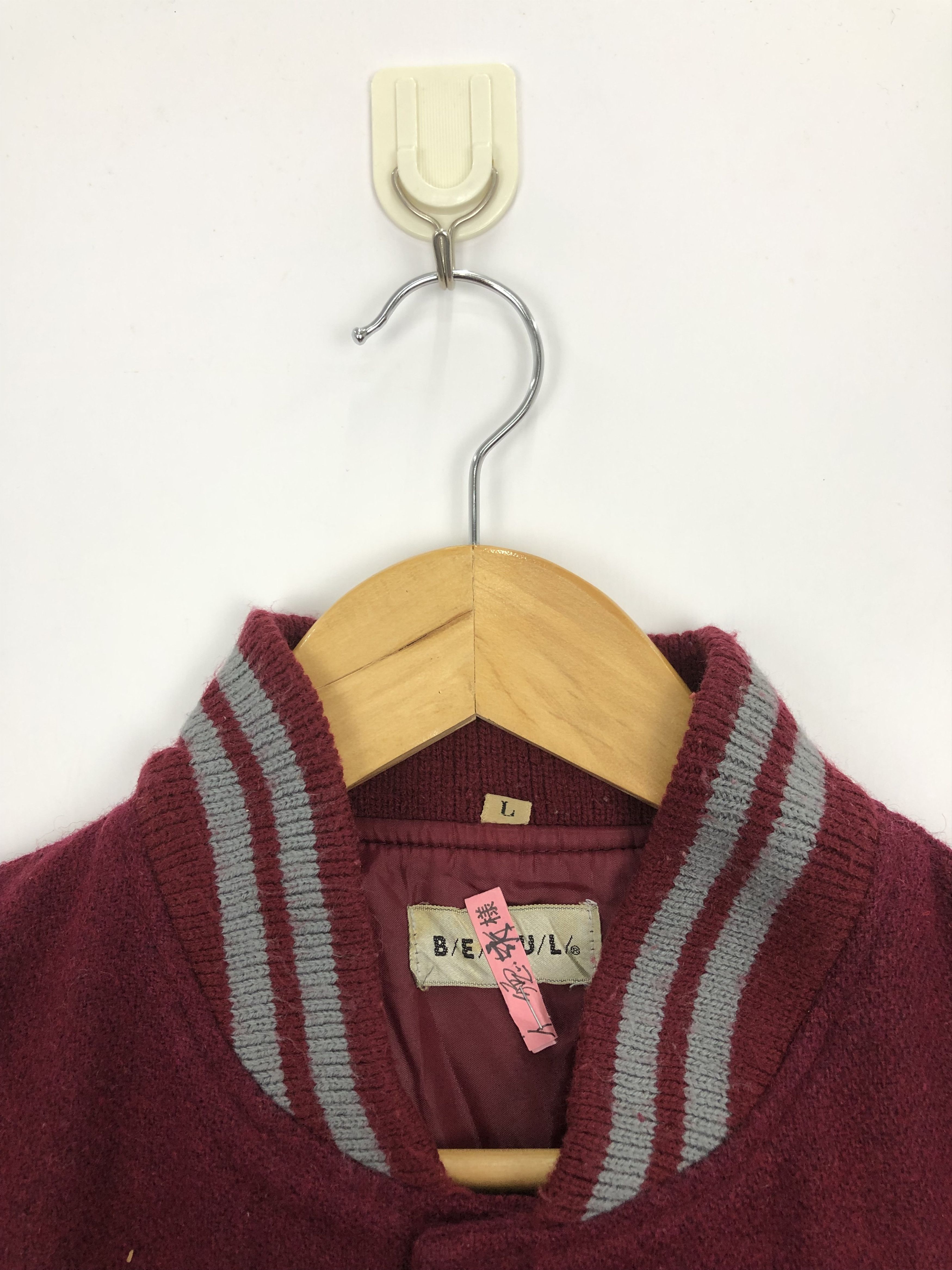 Japanese Brand Vintage 80s Japanese Brand Wool Varsity Jacket Red V0339 Size US L / EU 52-54 / 3 - 4 Thumbnail