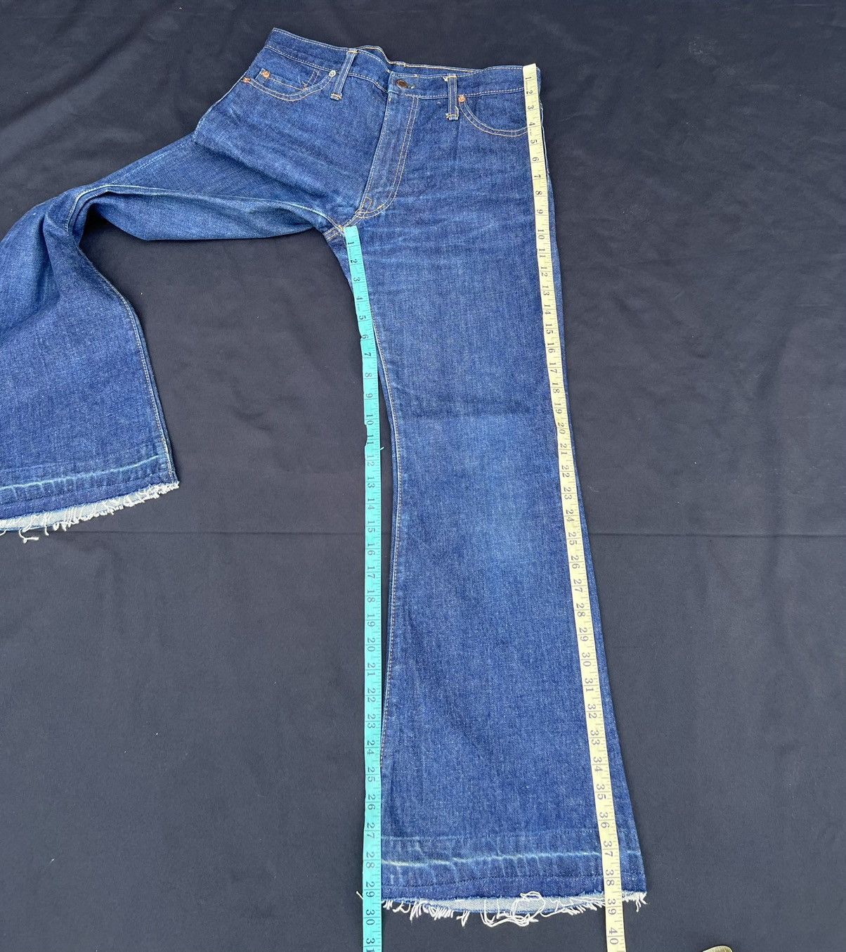 Vintage Super Flare Vintage 70s BISON Japan Fade Denim Jeans Size US 31 - 4 Thumbnail