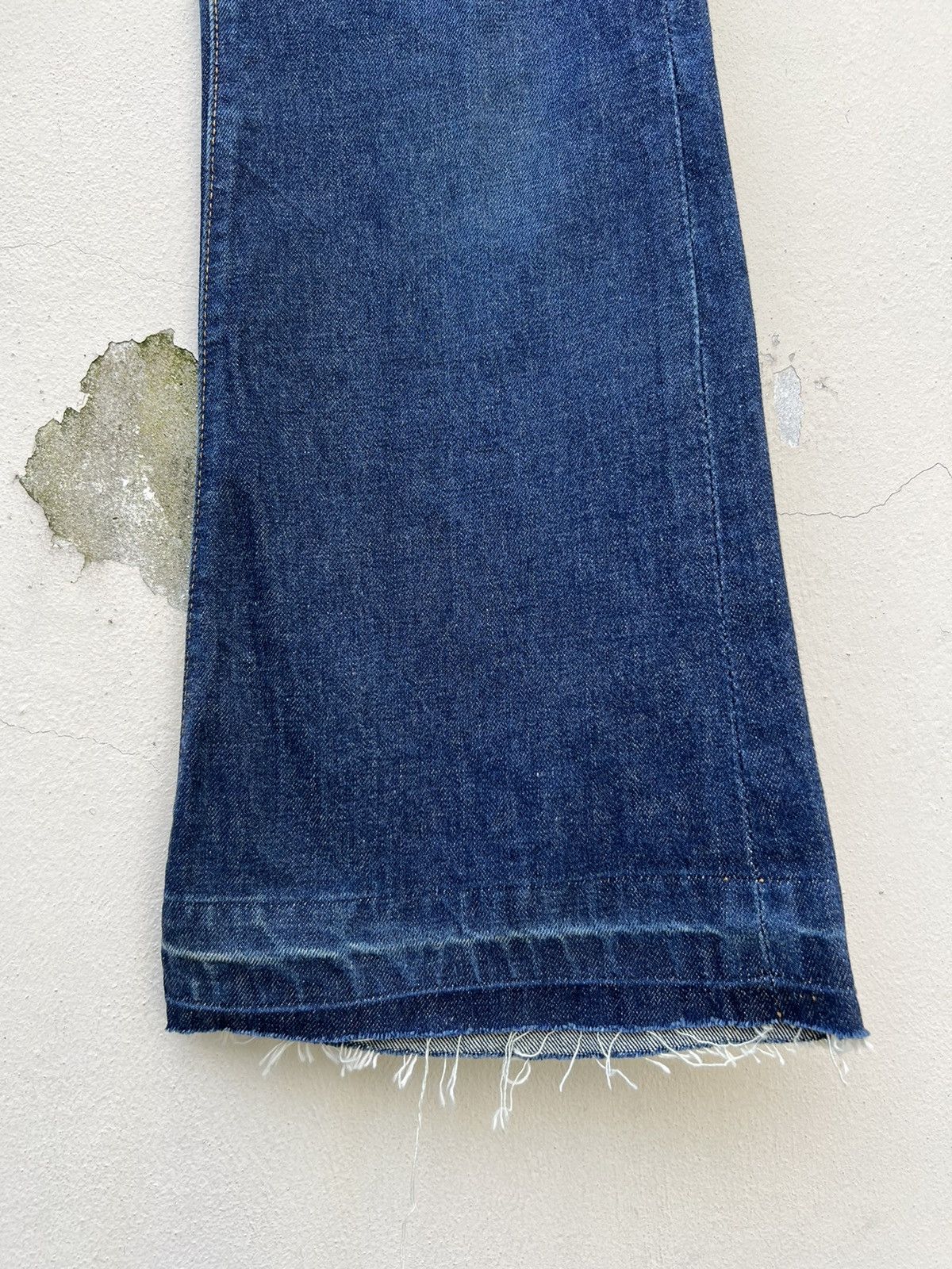 Vintage Super Flare Vintage 70s BISON Japan Fade Denim Jeans Size US 31 - 13 Thumbnail