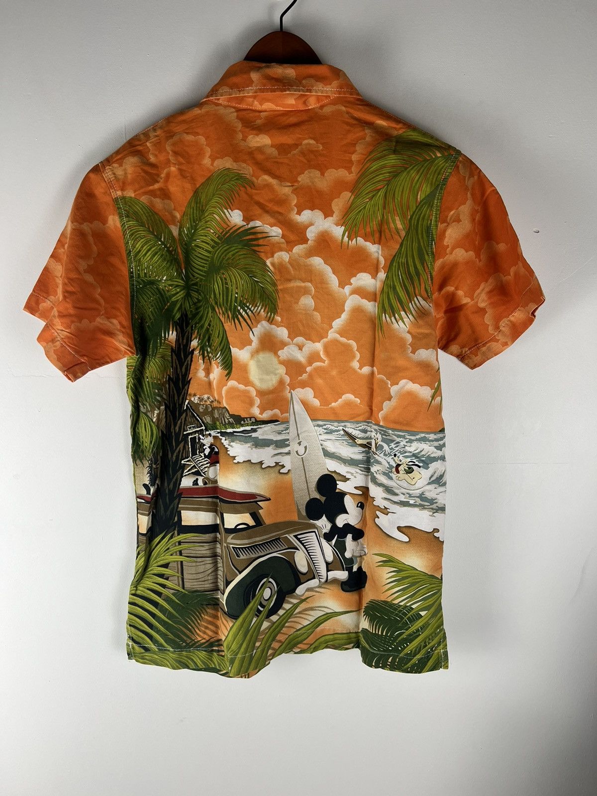 Disney Vintage Mickey Mouse Hawaiian Disney Resort Button Up shirt Size US XS / EU 42 / 0 - 2 Thumbnail