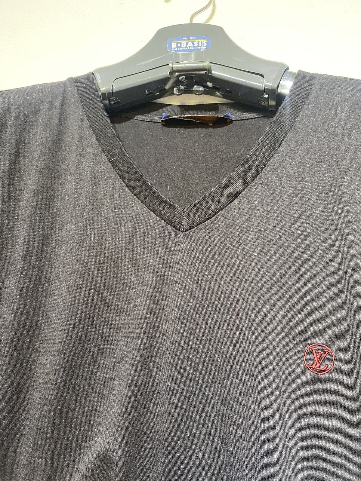 Louis Vuitton LOUIS VUITTON LV circle LV logo embroidery simple Size US XXL / EU 58 / 5 - 4 Thumbnail