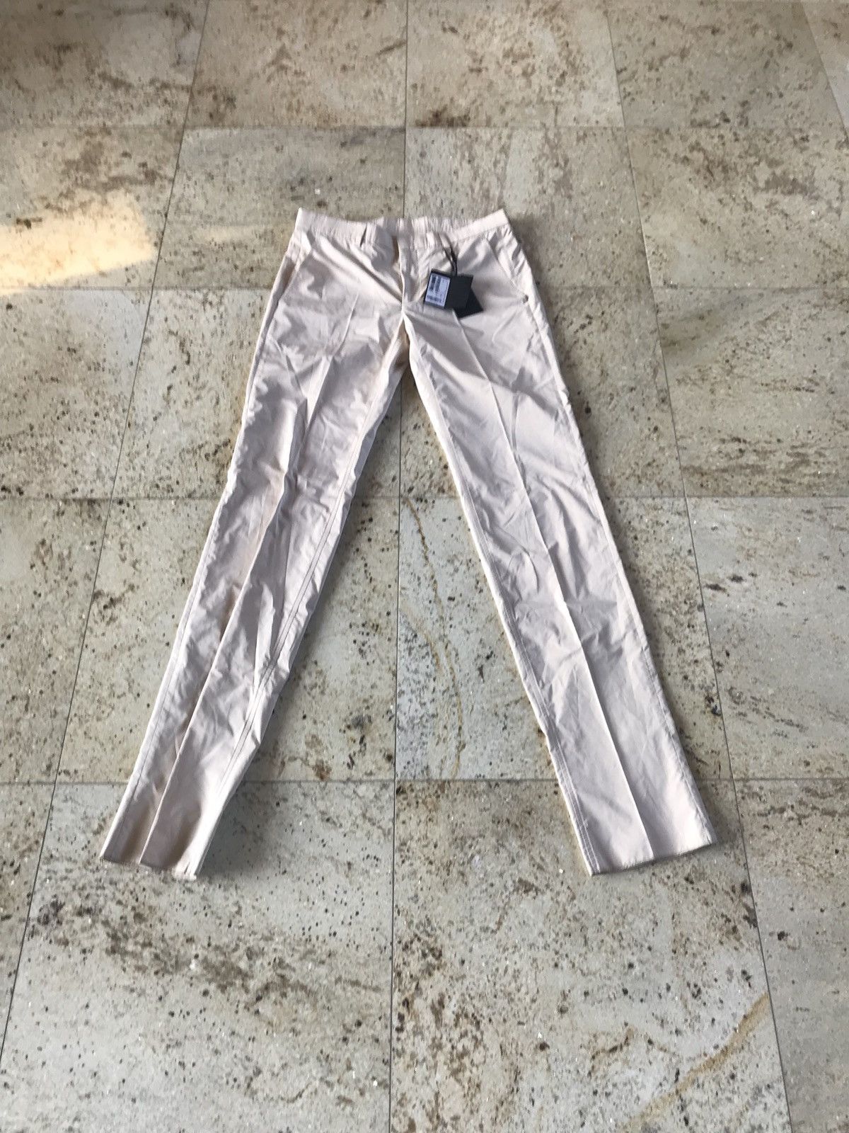 Calvin Klein Sport Pants In Balsa Size US 30 / EU 46 - 1 Thumbnail