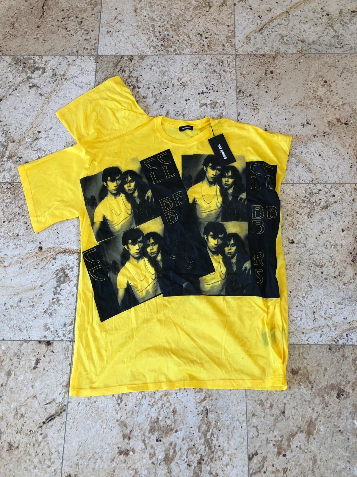 Raf Simons SS19 Displaced Sleeves Tee in Yellow Size US S / EU 44-46 / 1 - 1 Thumbnail