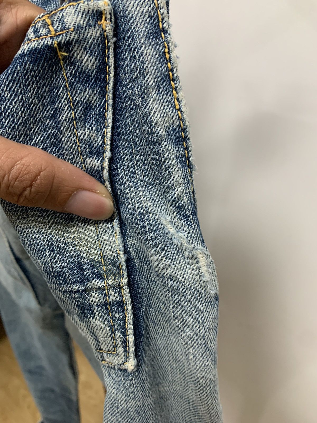 Evisu Vintage Evis No 2 Selvedge Distressed Size US 26 / EU 42 - 10 Thumbnail