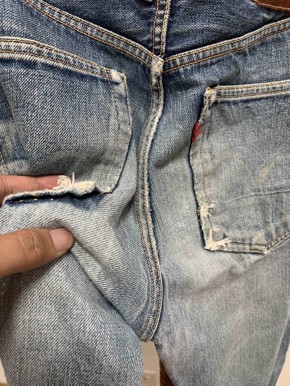 Evisu Vintage Evis No 2 Selvedge Distressed Size US 26 / EU 42 - 13 Thumbnail