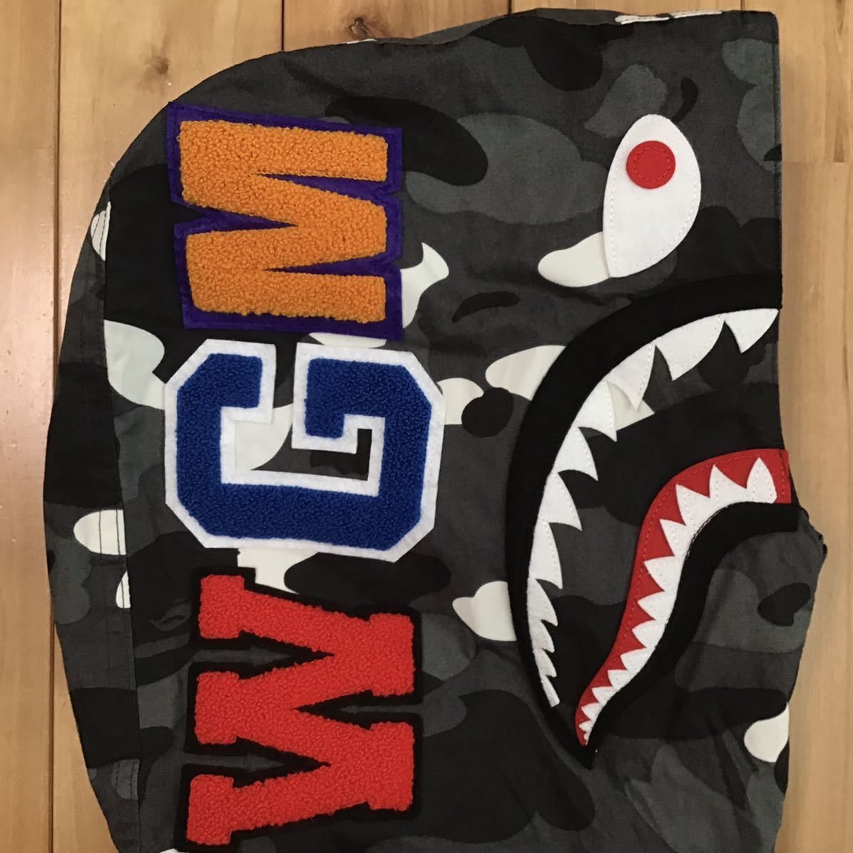 Bape 💫glow in the dark💫 city camo Shark snowboard jacket BAPE Size US M / EU 48-50 / 2 - 4 Thumbnail