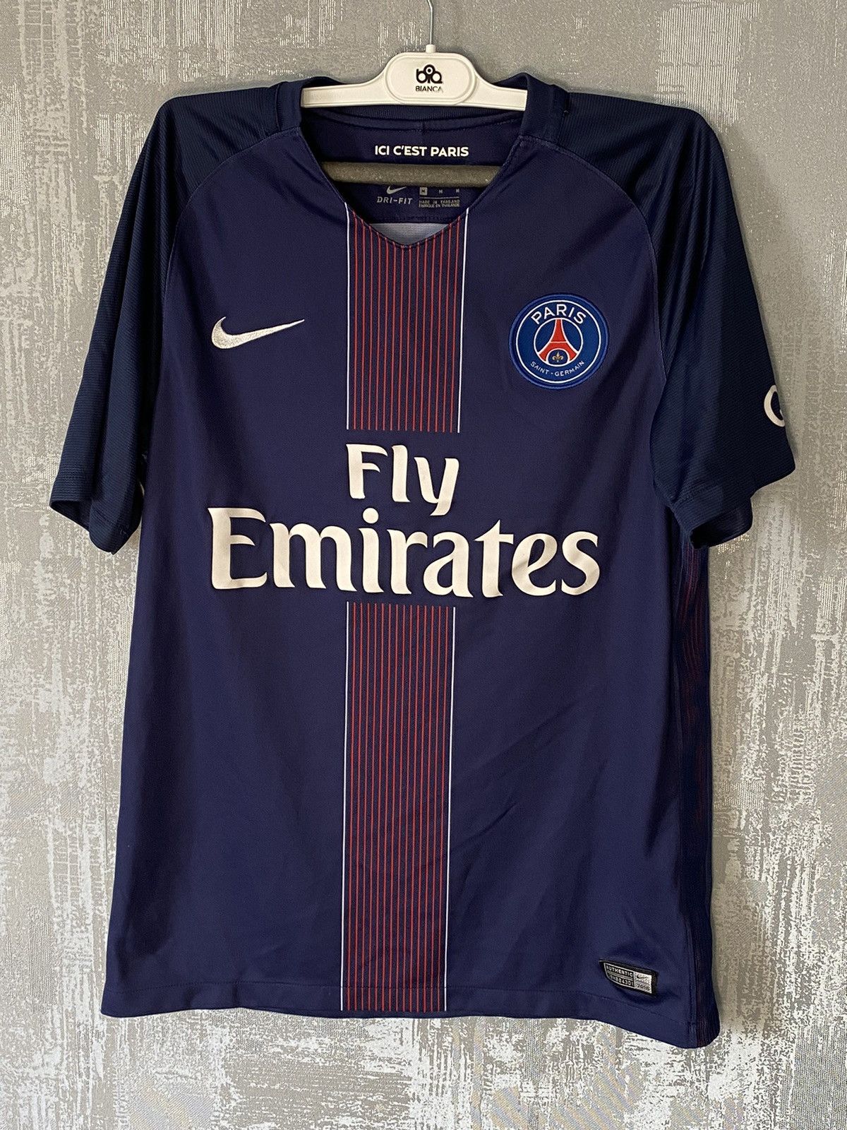 Nike 2016 Vintage PSG Nike Soccer Jersey Home Size M Size US M / EU 48-50 / 2 - 1 Thumbnail