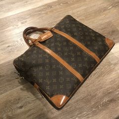 Louis Vuitton laptop case. #luxury #rhodeswood #fyp #louisvuitton #lap
