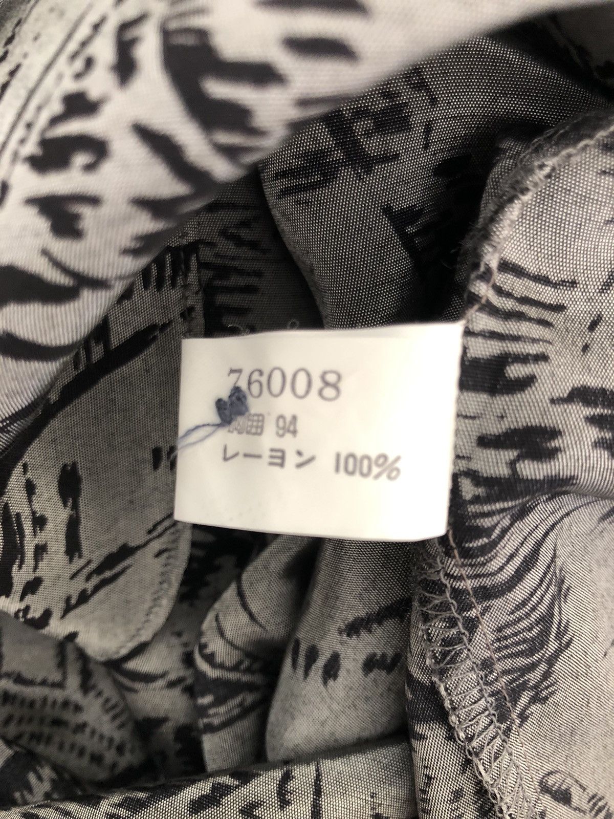 Other Vintage 90s ZYME Japan Silky Rayon Abstract LS Grey Shirt Size US L / EU 52-54 / 3 - 25 Thumbnail