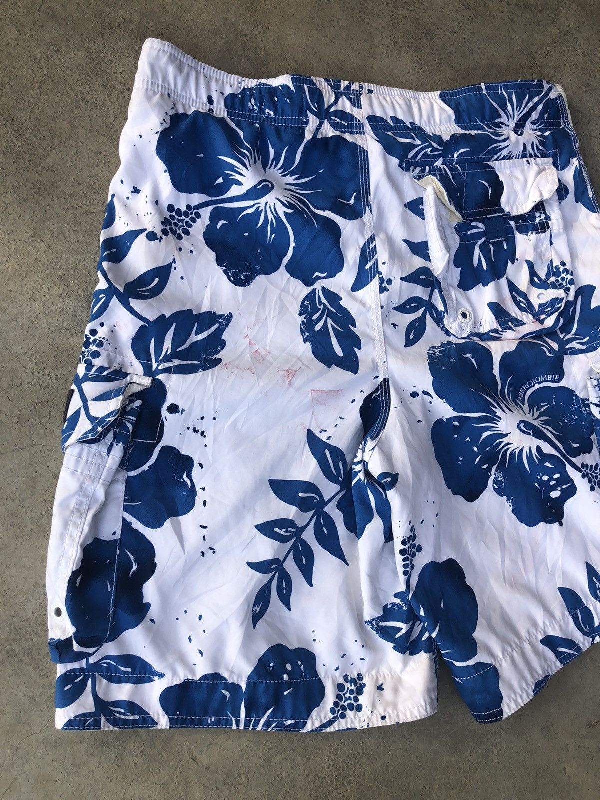 Abercrombie & Fitch Abercrombie & Fitch Hawaiian Cargo Short Pants Size US 32 / EU 48 - 11 Thumbnail