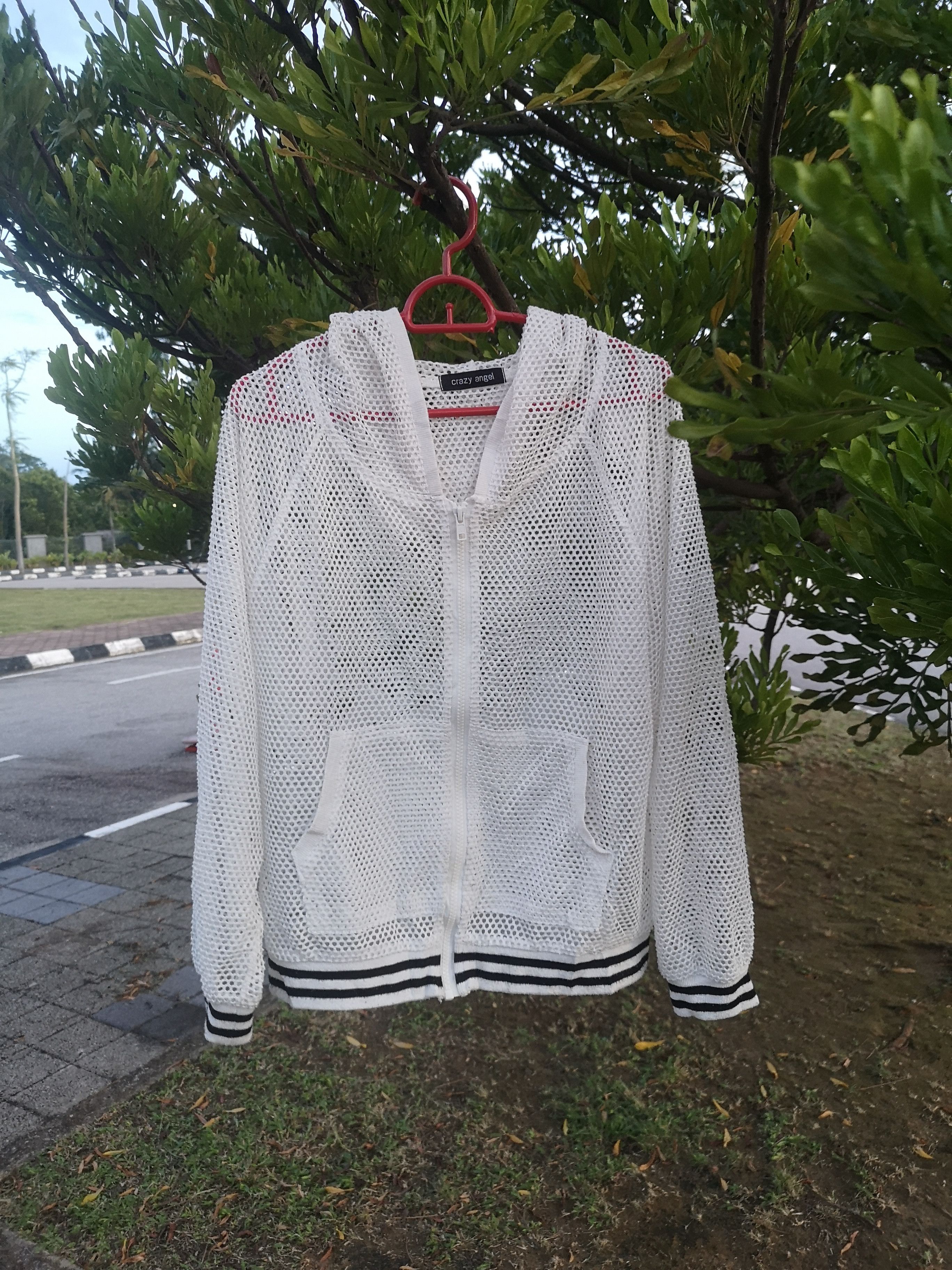 Japanese Brand Vintage See Through Hoodie Crazy Angel Size US L / EU 52-54 / 3 - 1 Thumbnail