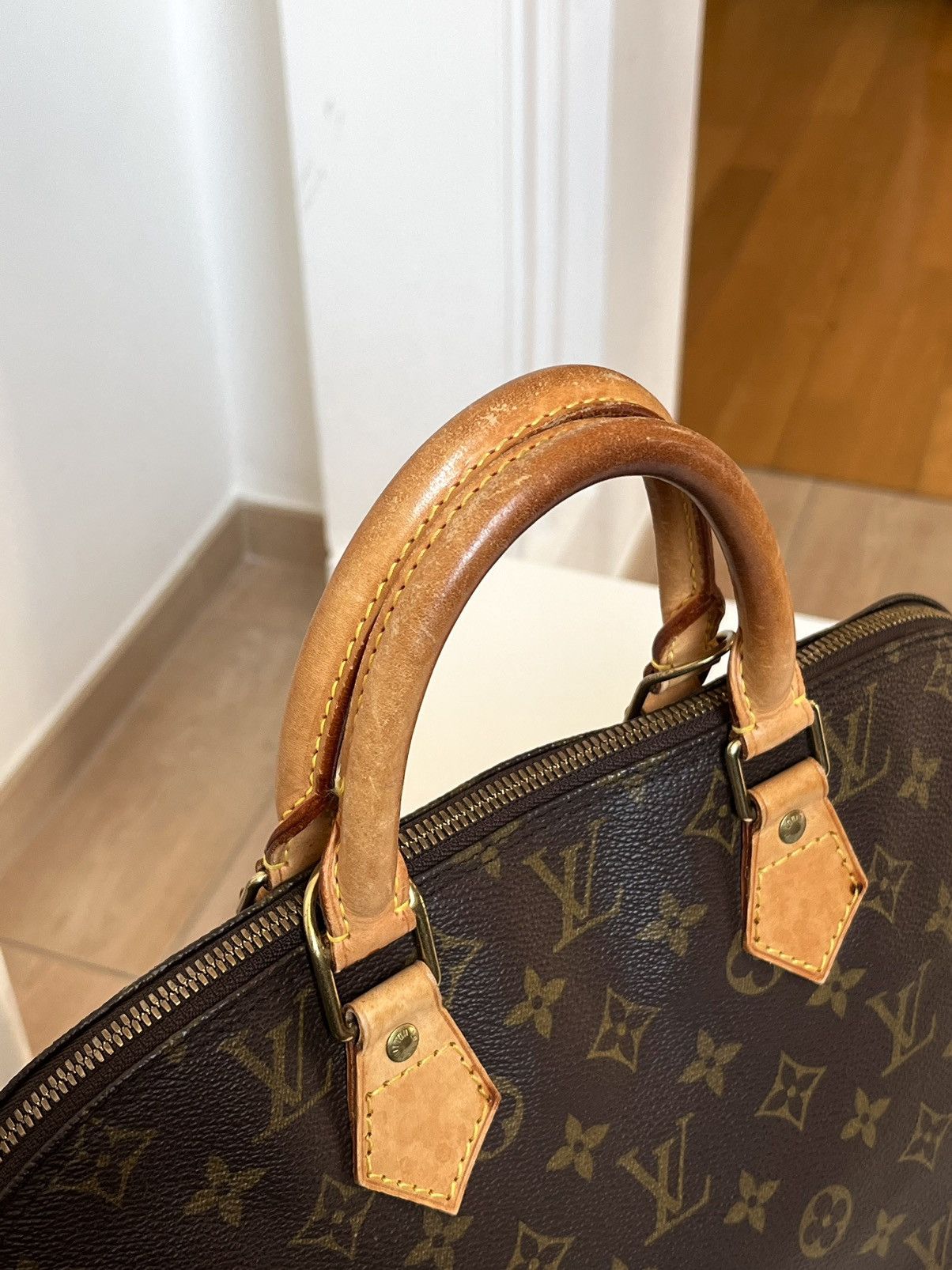 Louis Vuitton Louis Vuitton Alma PM bag / VI1916 / 1996 in France. Size ONE SIZE - 8 Thumbnail