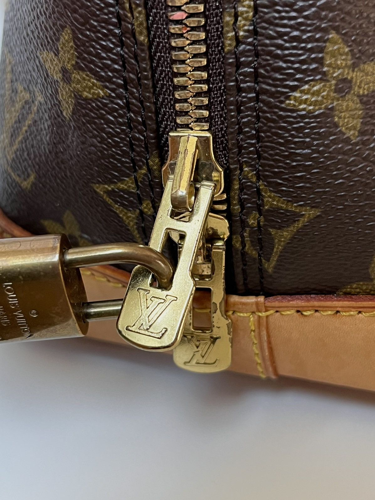 Louis Vuitton Louis Vuitton Alma PM bag / VI1916 / 1996 in France. Size ONE SIZE - 14 Thumbnail