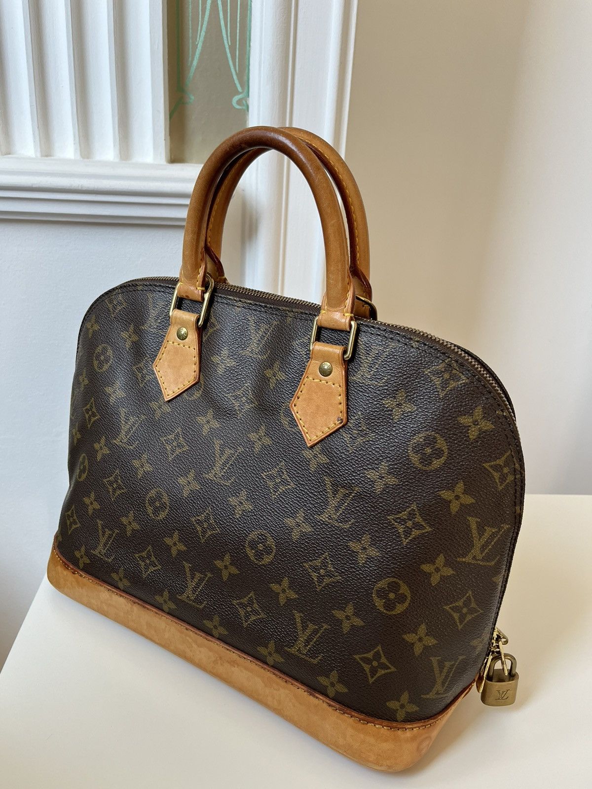 Louis Vuitton Louis Vuitton Alma PM bag / VI1916 / 1996 in France. Size ONE SIZE - 9 Thumbnail