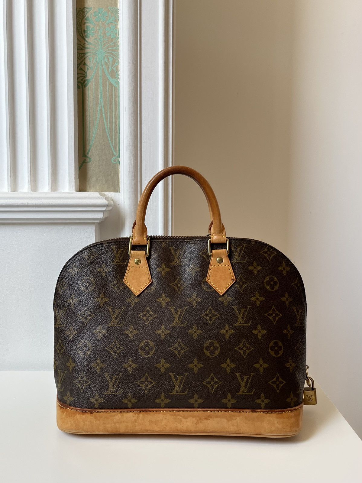 Louis Vuitton Louis Vuitton Alma PM bag / VI1916 / 1996 in France. Size ONE SIZE - 1 Thumbnail