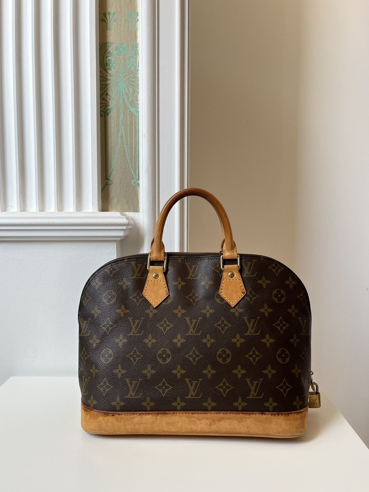 Louis Vuitton Louis Vuitton Alma PM bag / VI1916 / 1996 in France. Size ONE SIZE - 19 Thumbnail