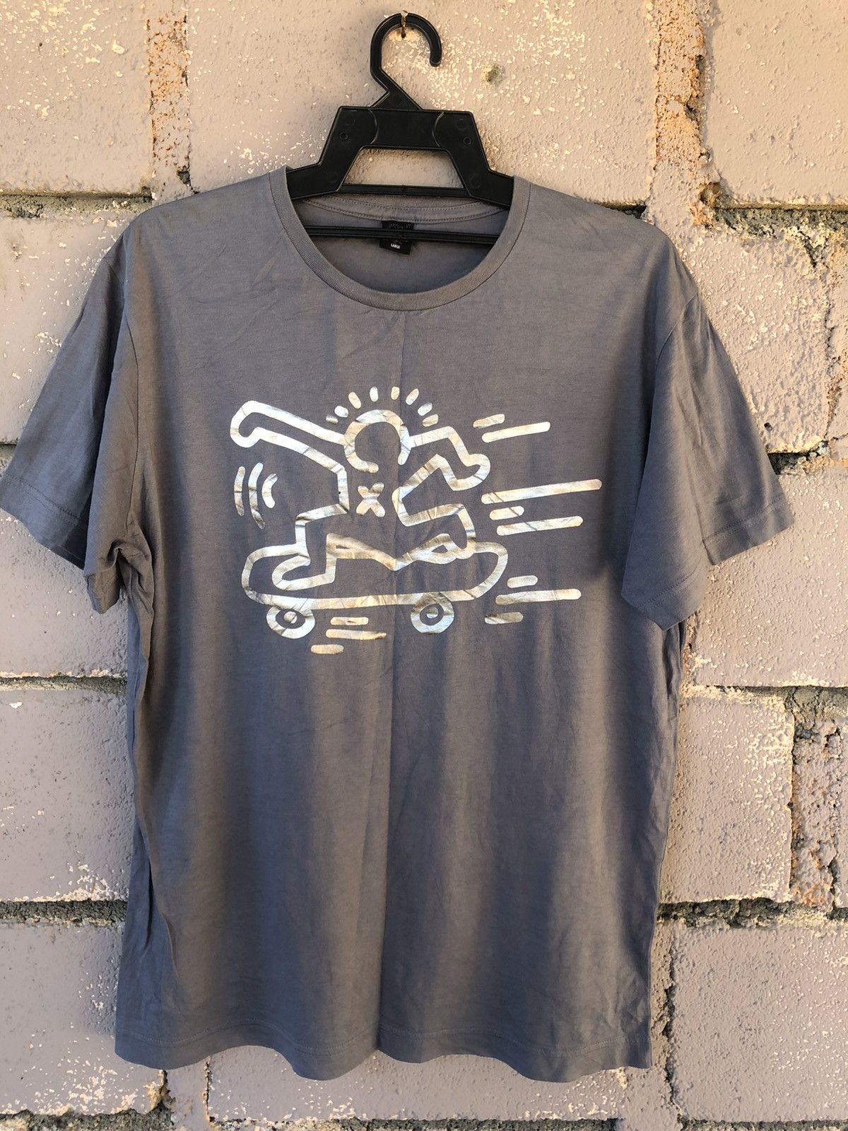 Keith Haring Rare KEITH HARING Skate Pop Art Style Shirt Size US L / EU 52-54 / 3 - 1 Thumbnail