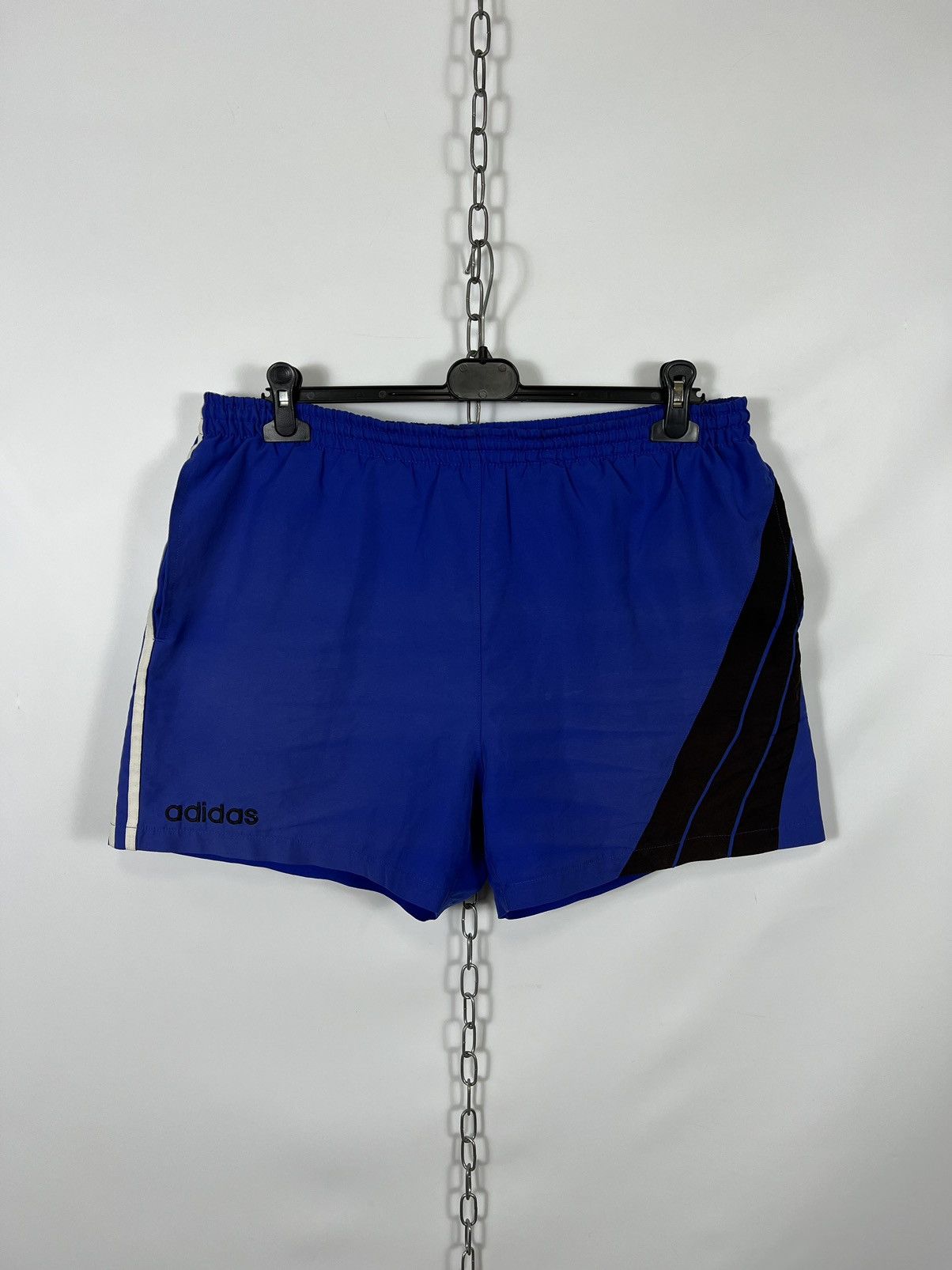 Adidas Vintage Adidas shorts Size US 34 / EU 50 - 1 Thumbnail