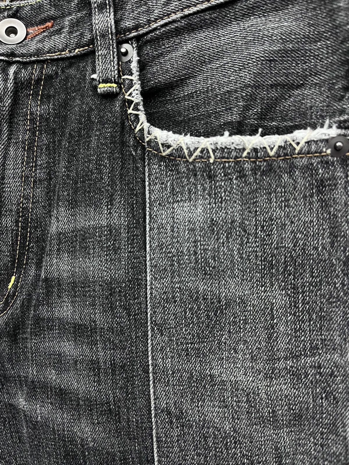 Japanese Brand FYE🔥Vtg y2k Black Patchwork Denim Inspired By Undercover Size US 30 / EU 46 - 7 Thumbnail